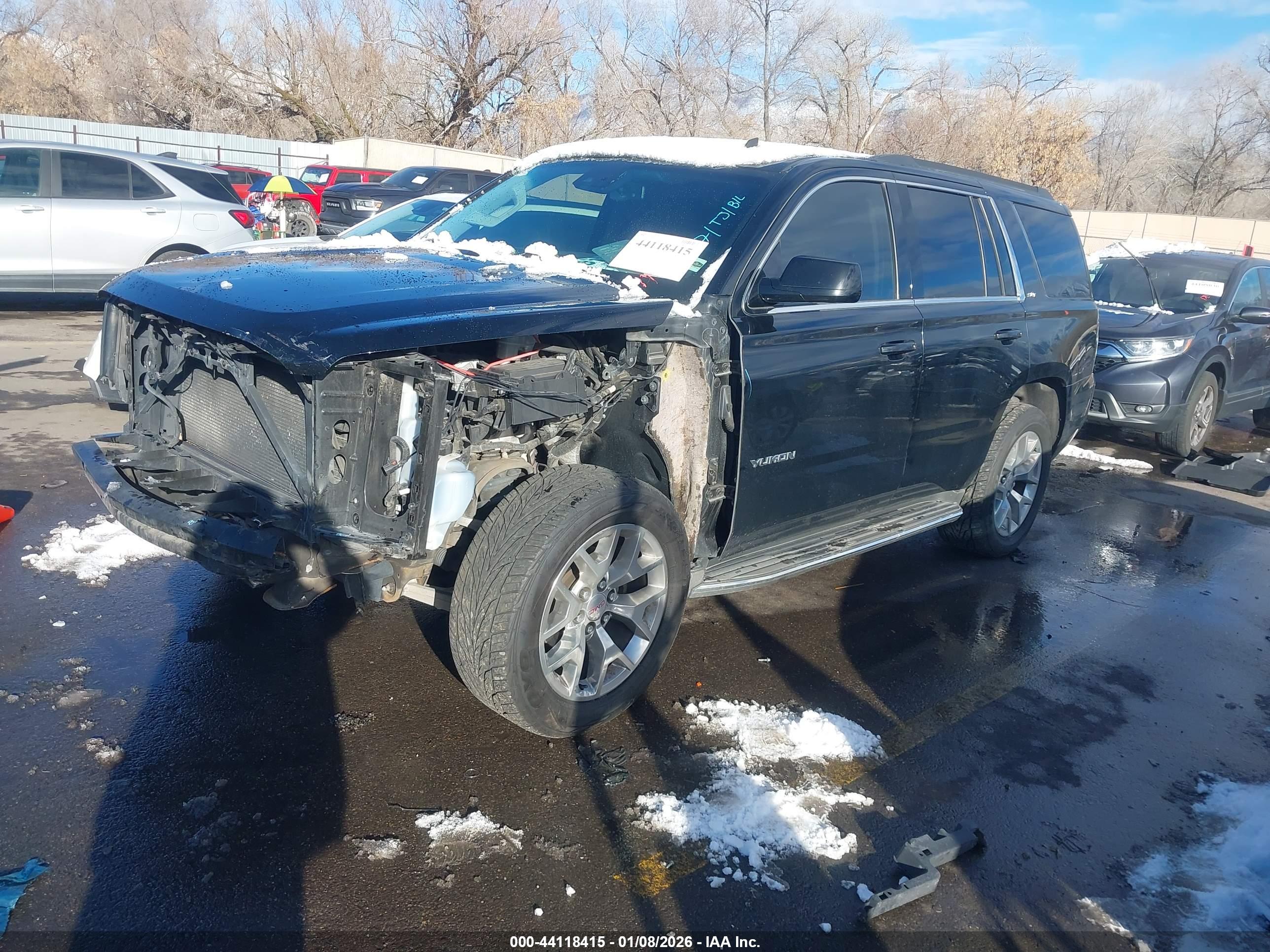 GMC YUKON image 2