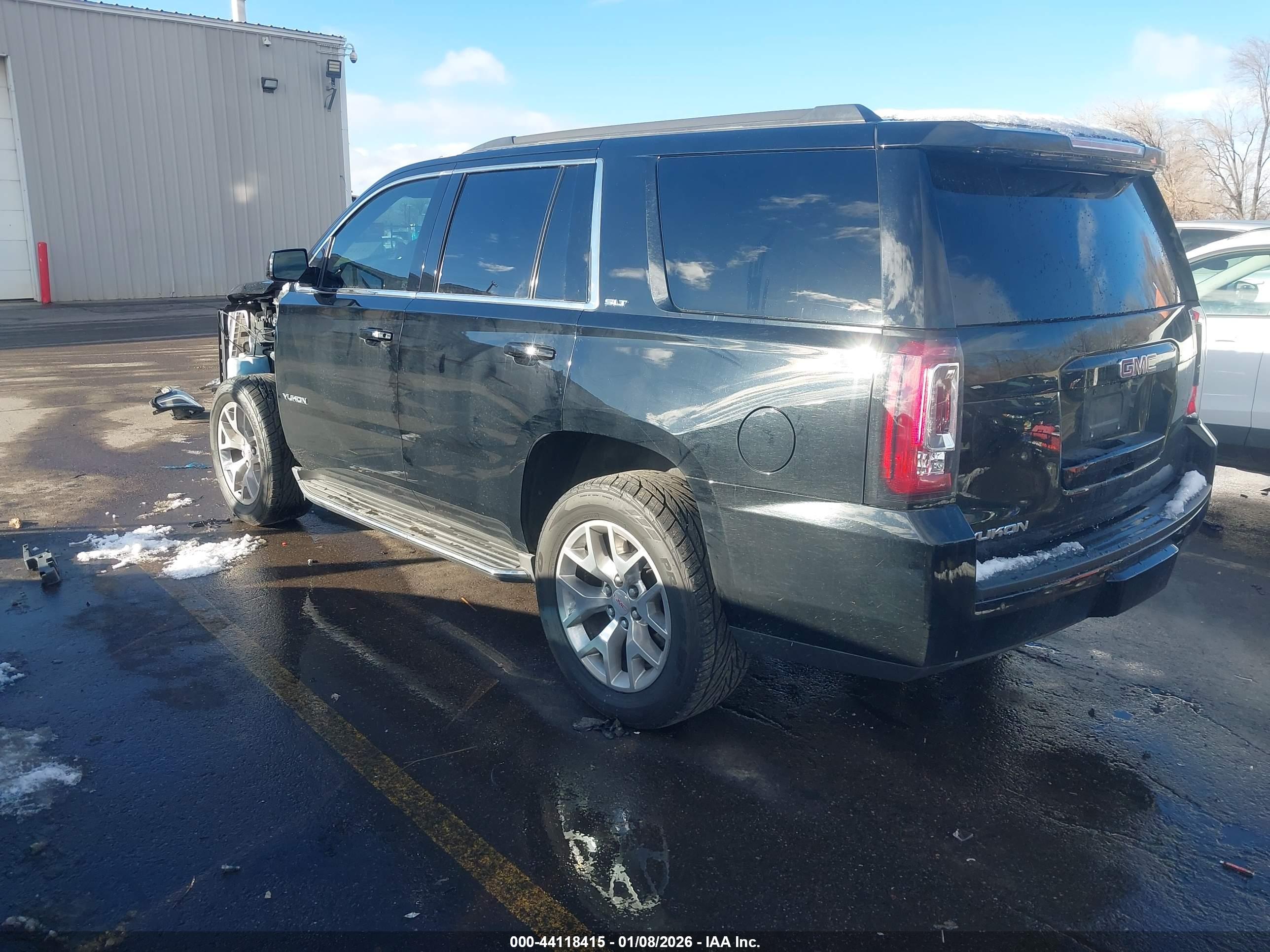 GMC YUKON image 3