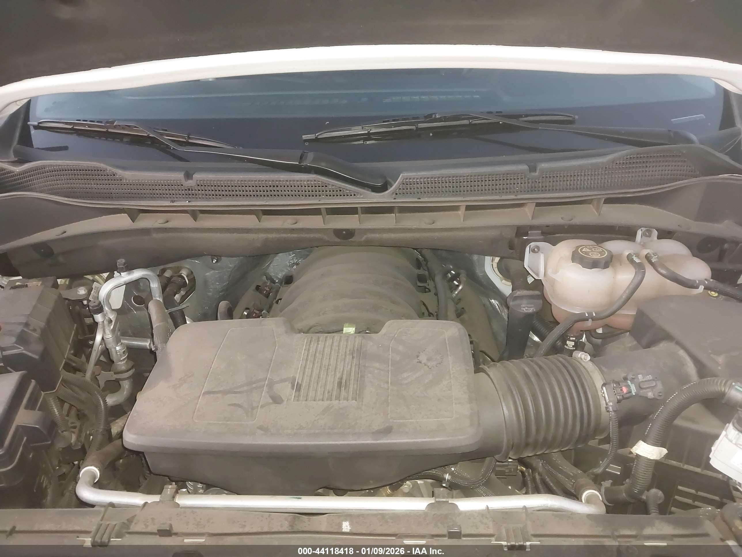 CHEVROLET SILVERADO image 10