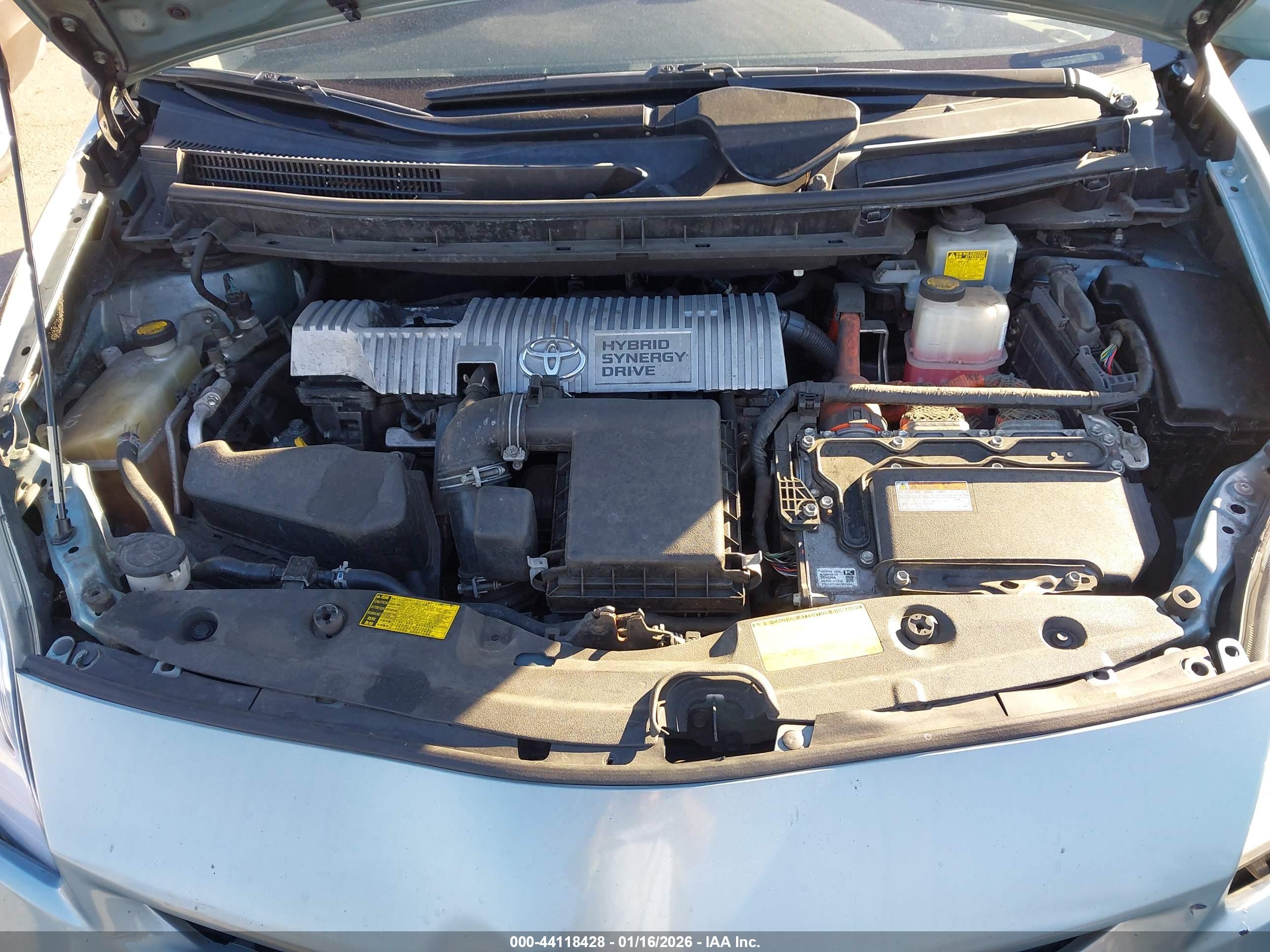 TOYOTA PRIUS image 10