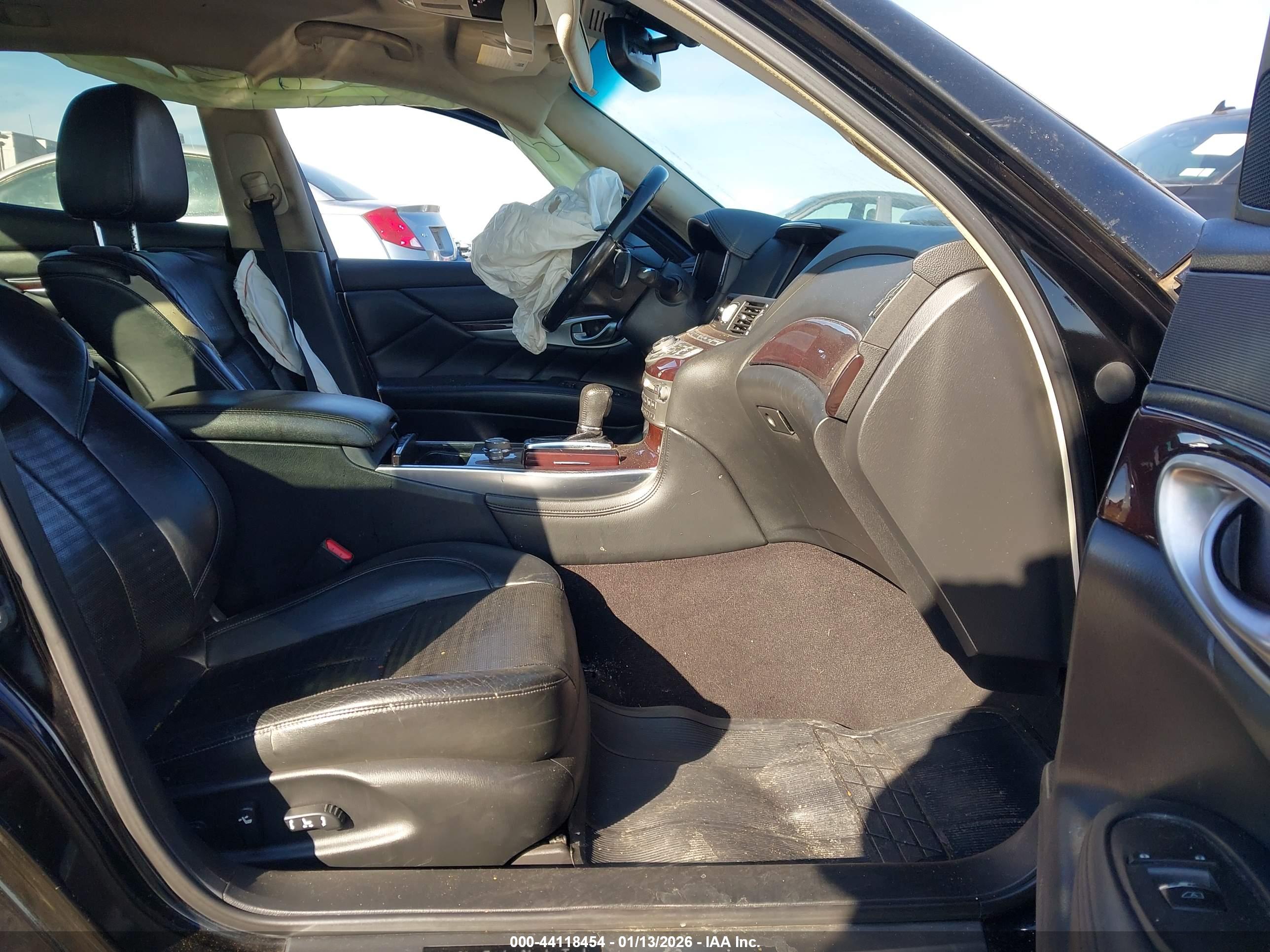 INFINITI M37X image 5
