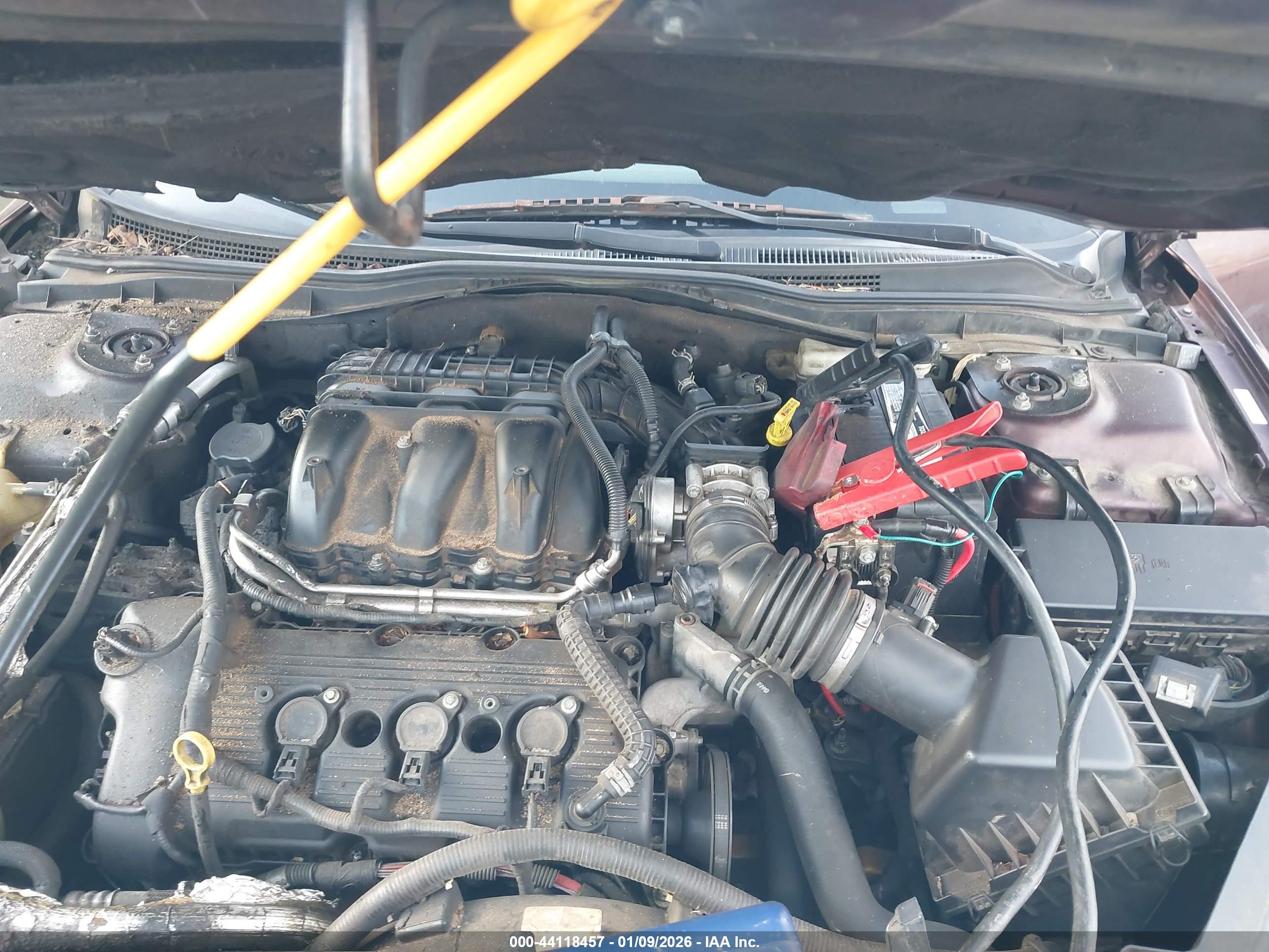FORD FUSION image 10