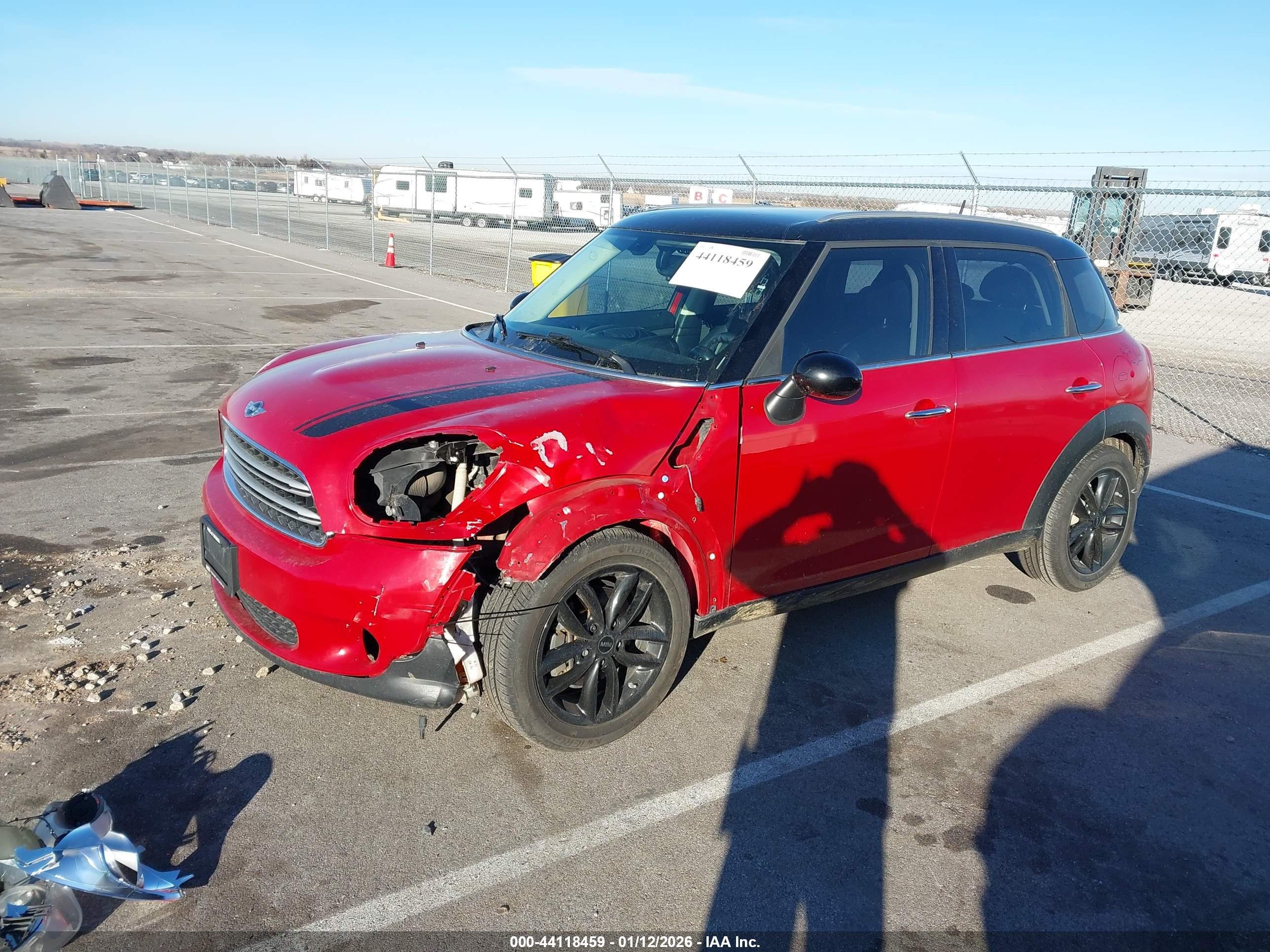 MINI COUNTRYMAN image 2