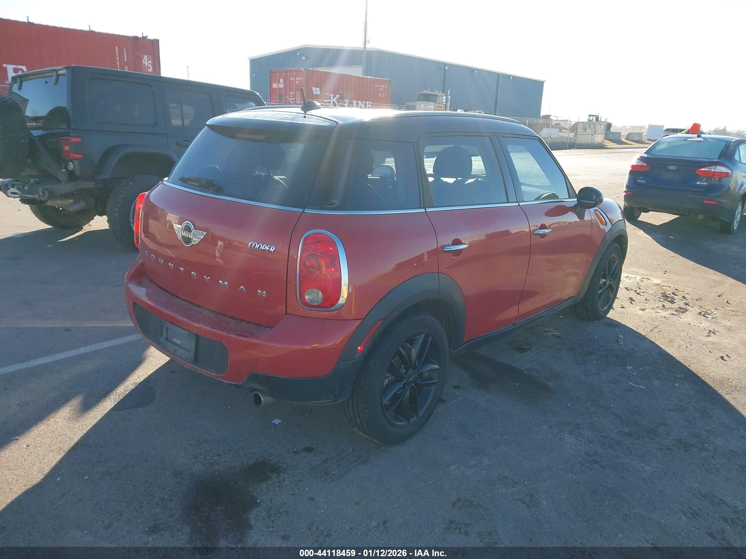 MINI COUNTRYMAN image 4