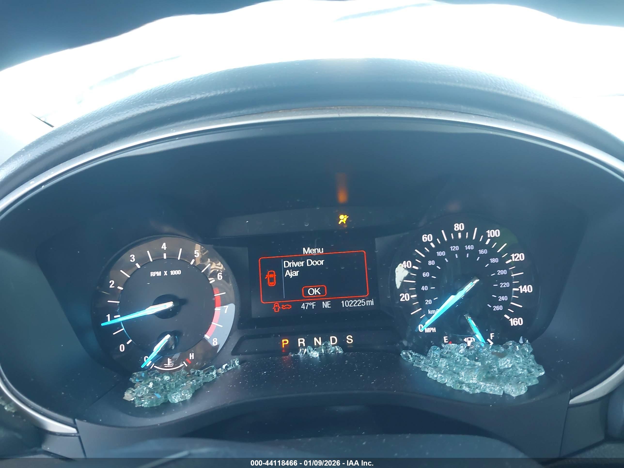 FORD FUSION image 7
