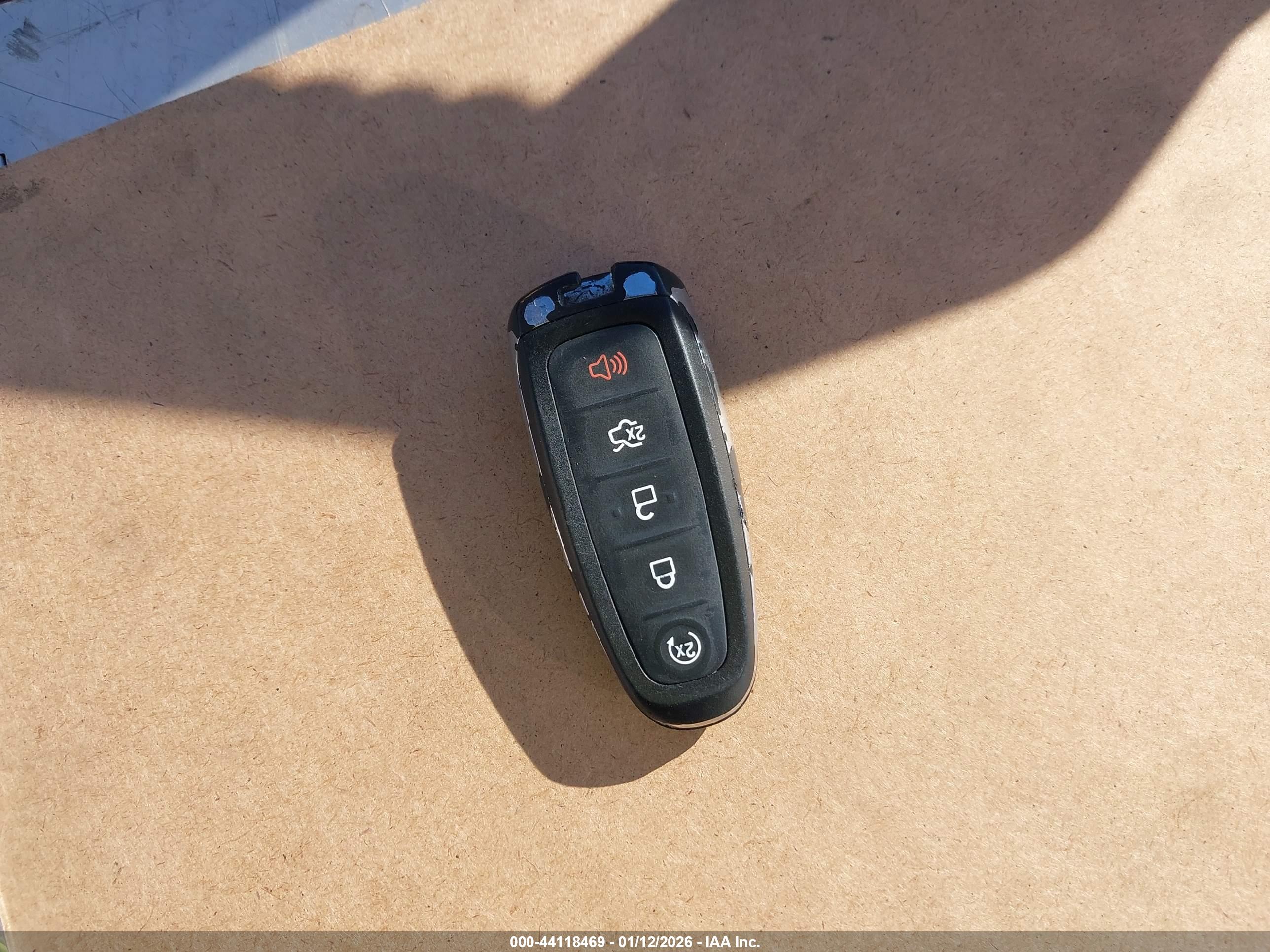FORD TAURUS image 11