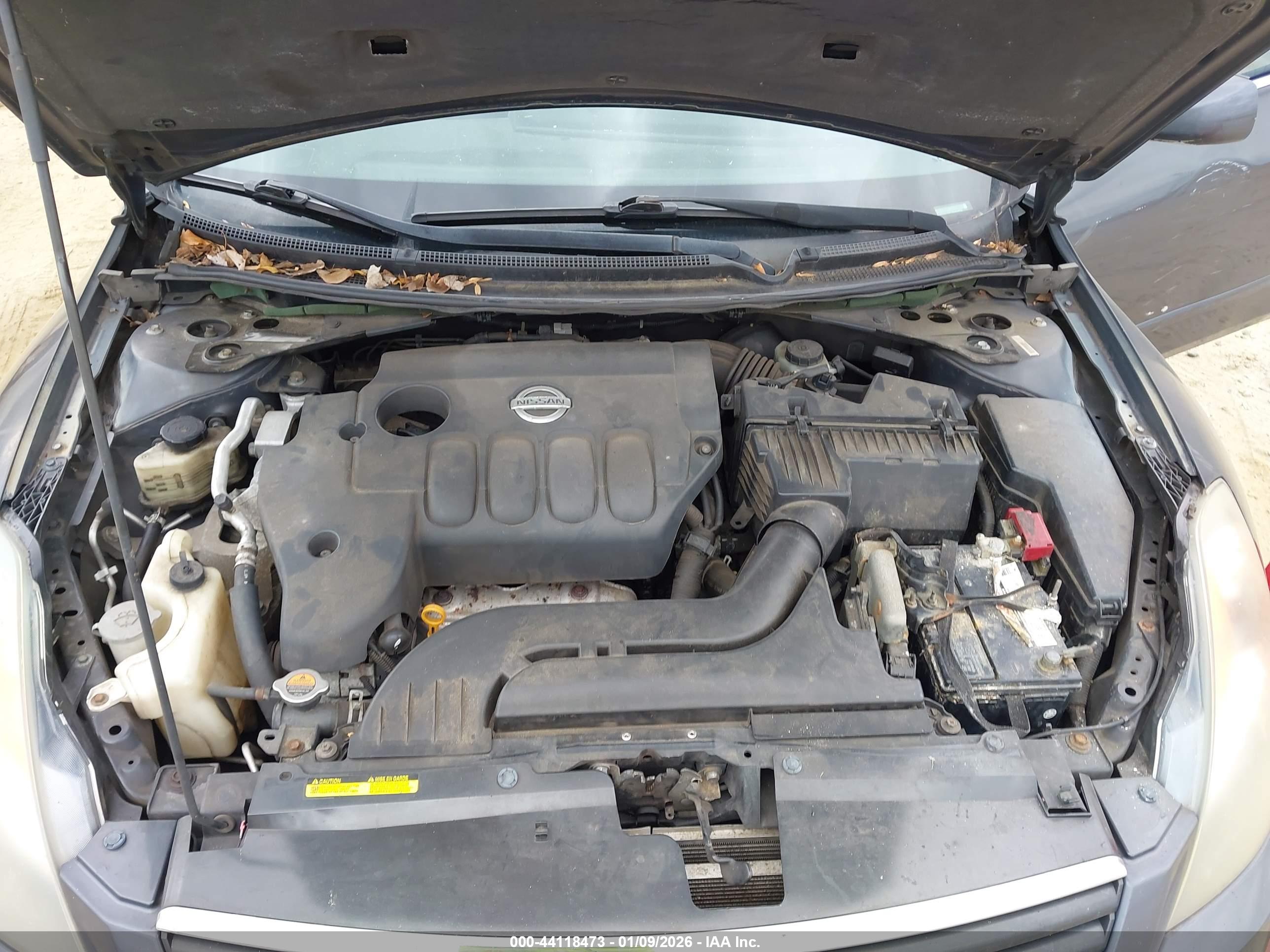 NISSAN ALTIMA image 10