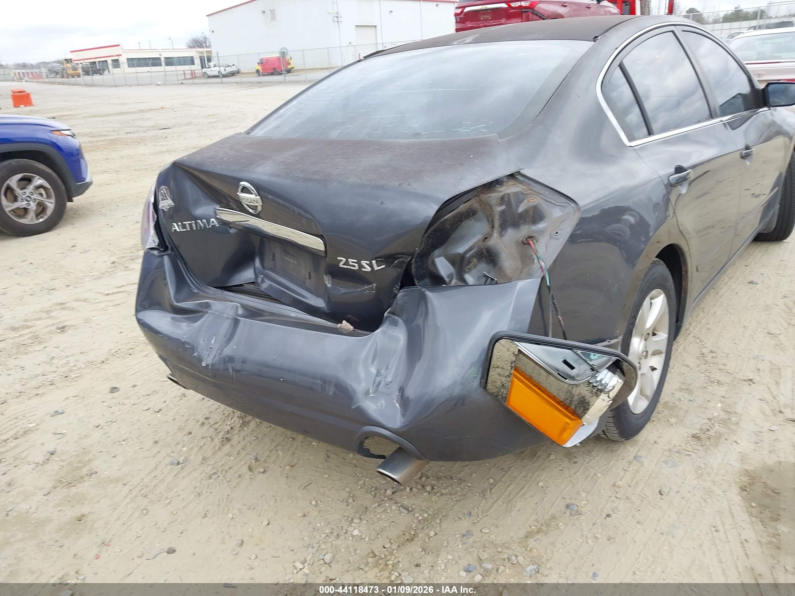 NISSAN ALTIMA image 6