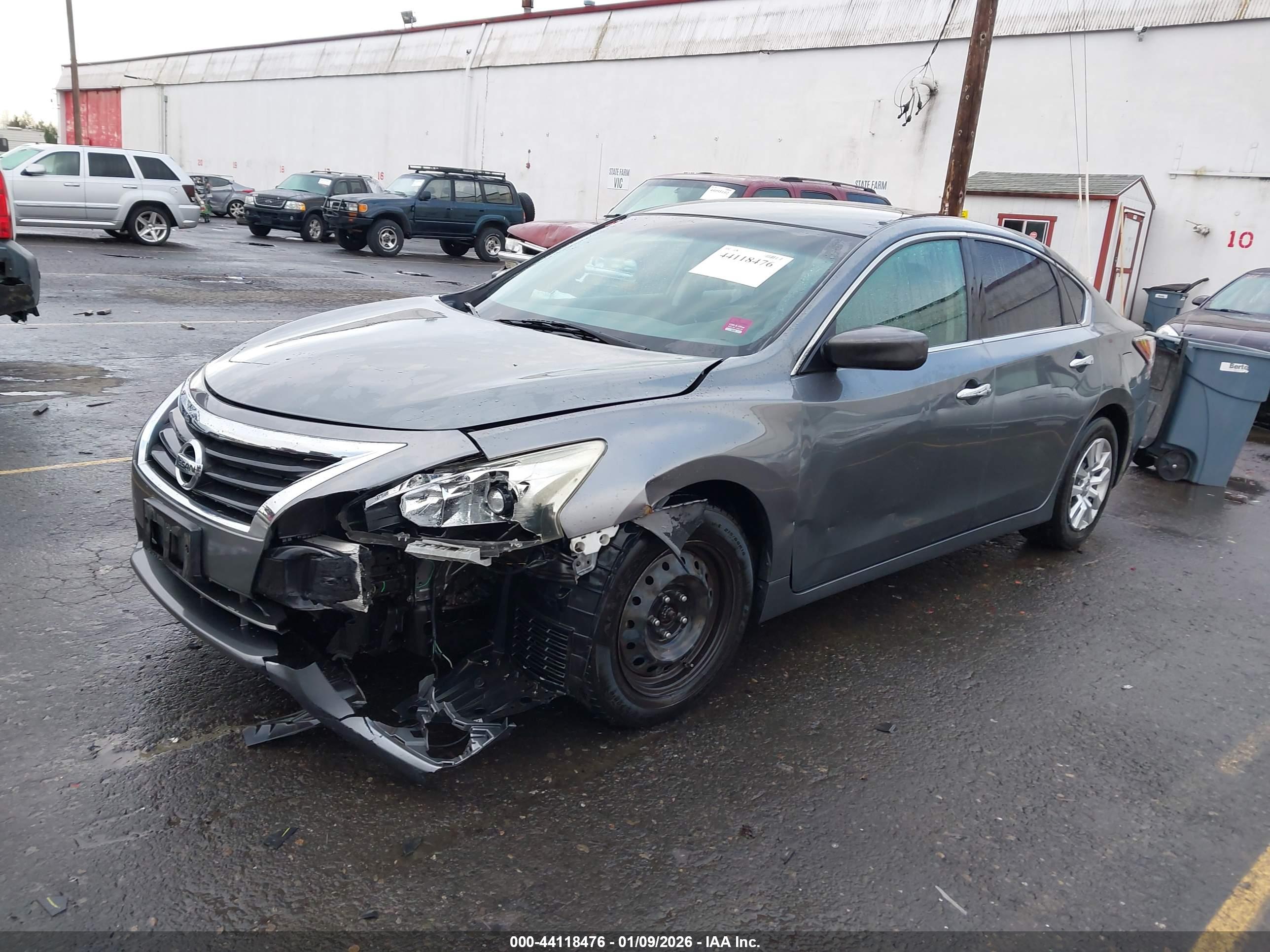 NISSAN ALTIMA image 2
