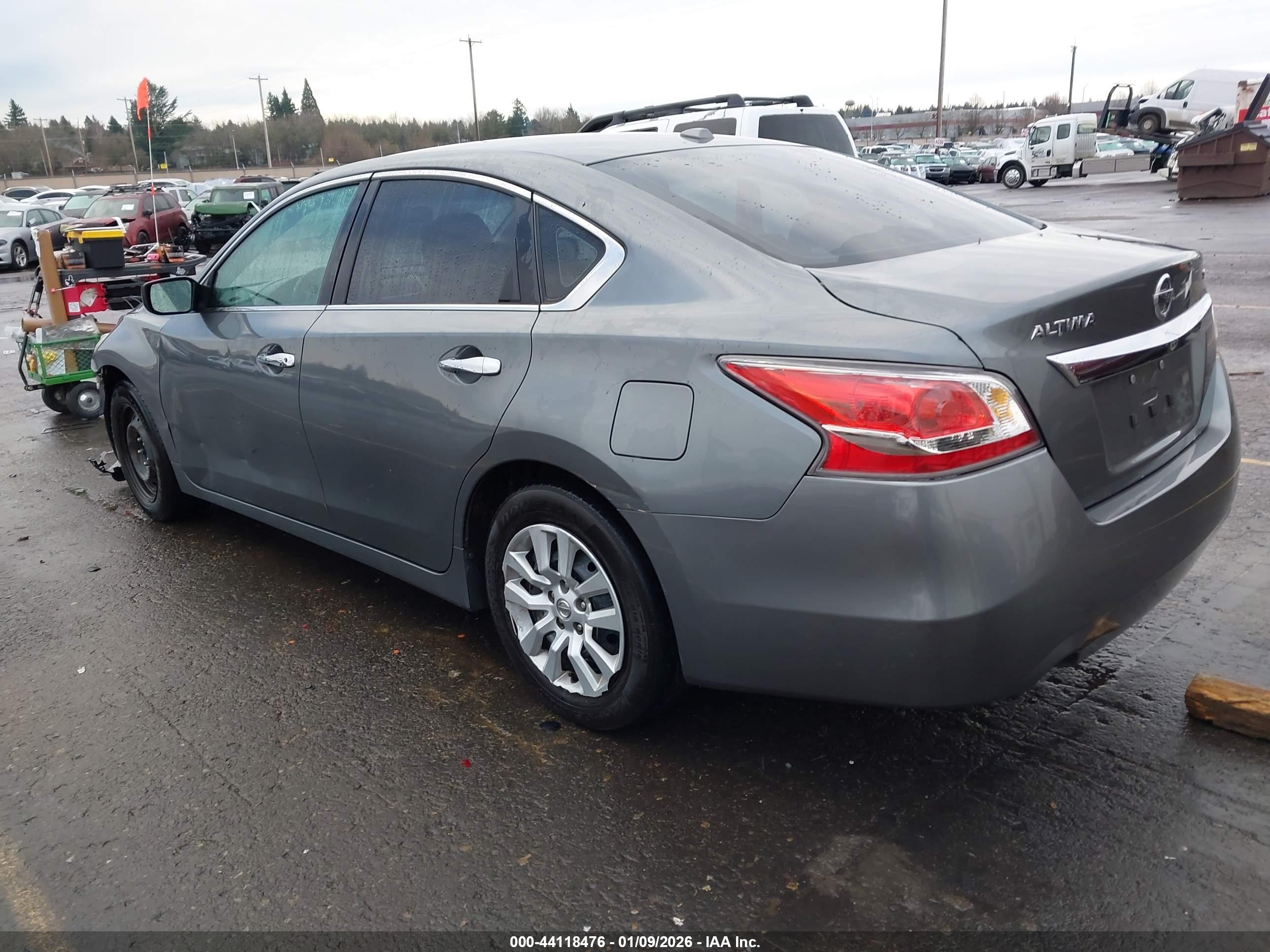 NISSAN ALTIMA image 3