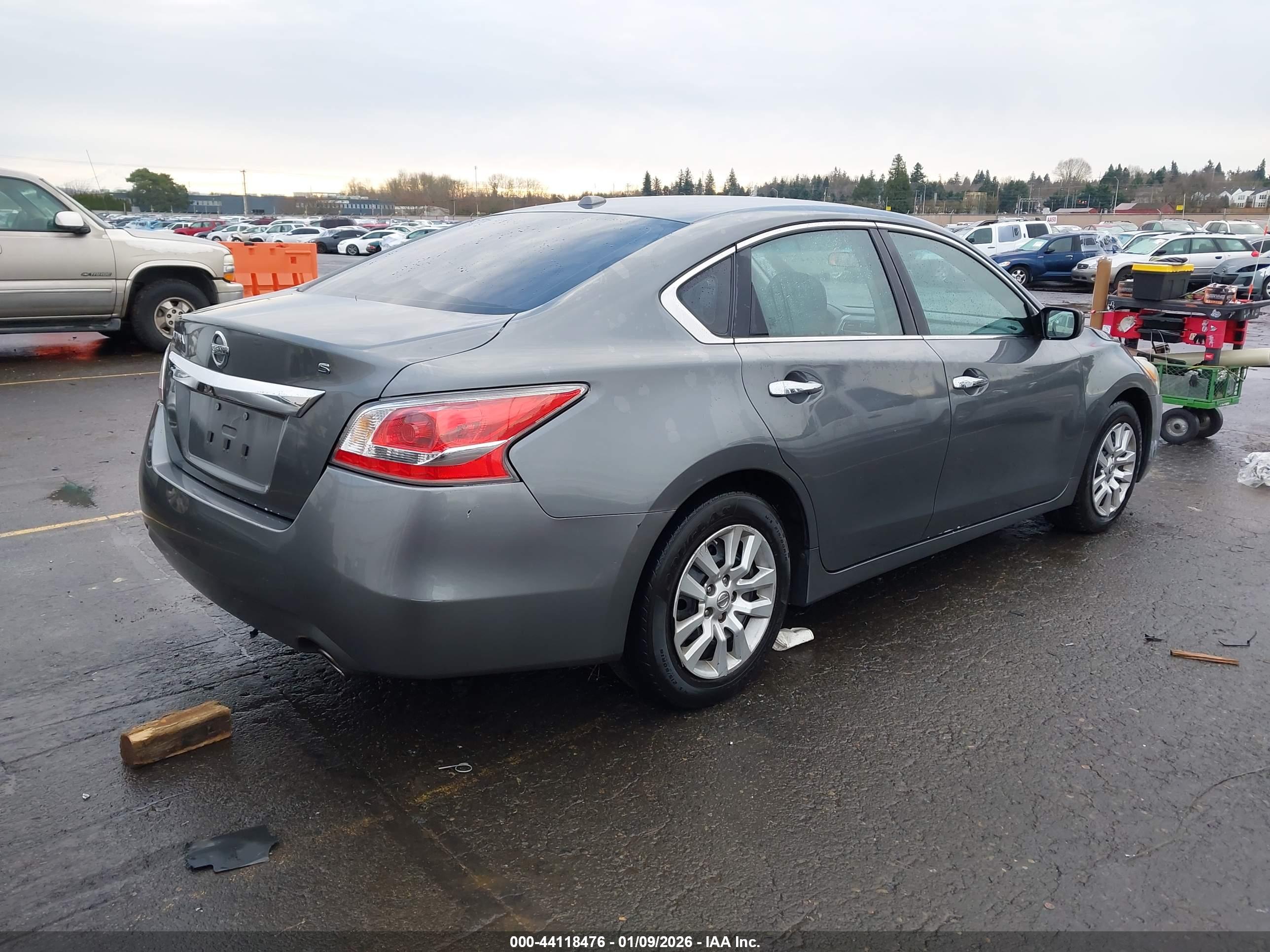 NISSAN ALTIMA image 4