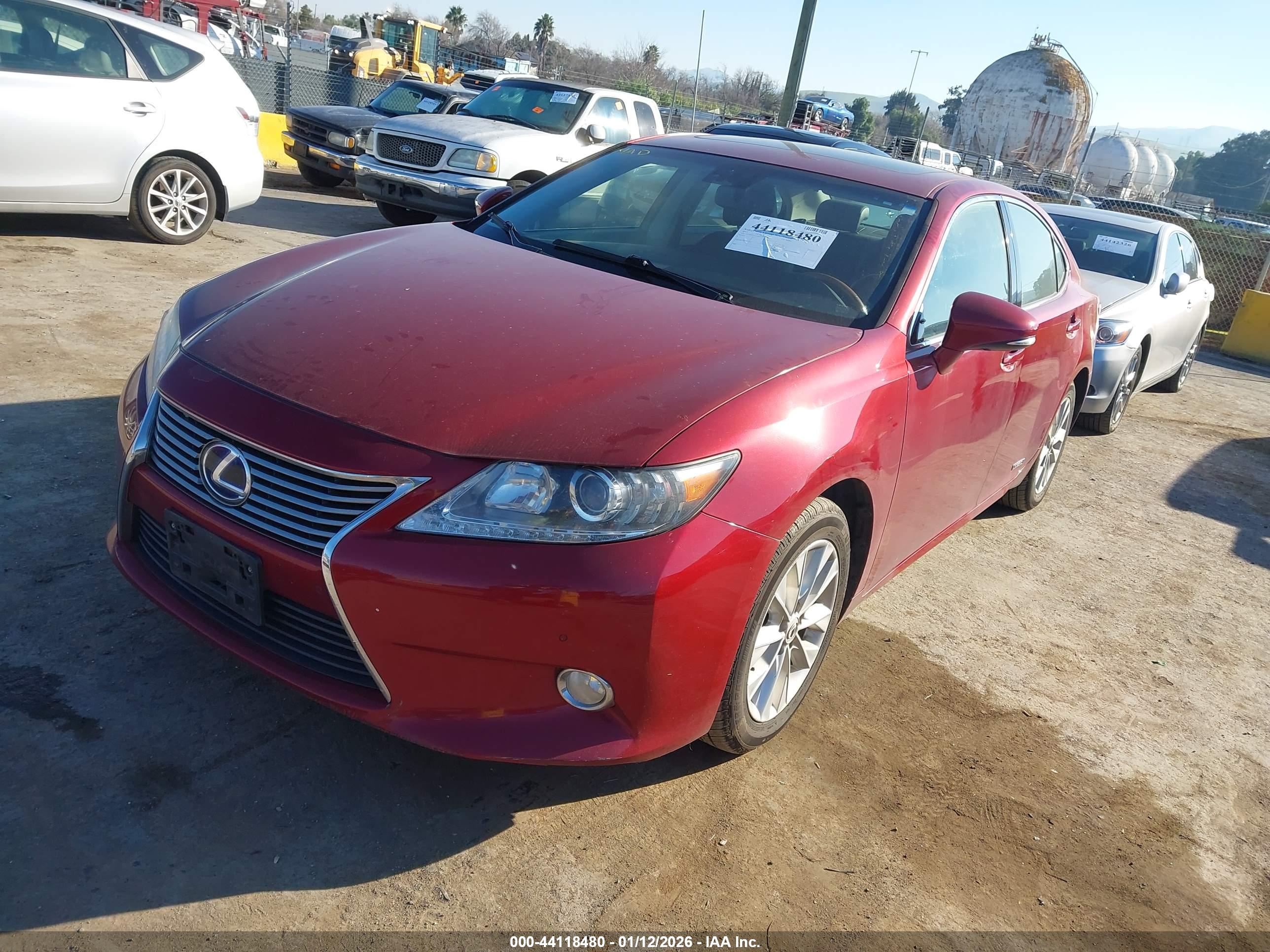 LEXUS ES image 2
