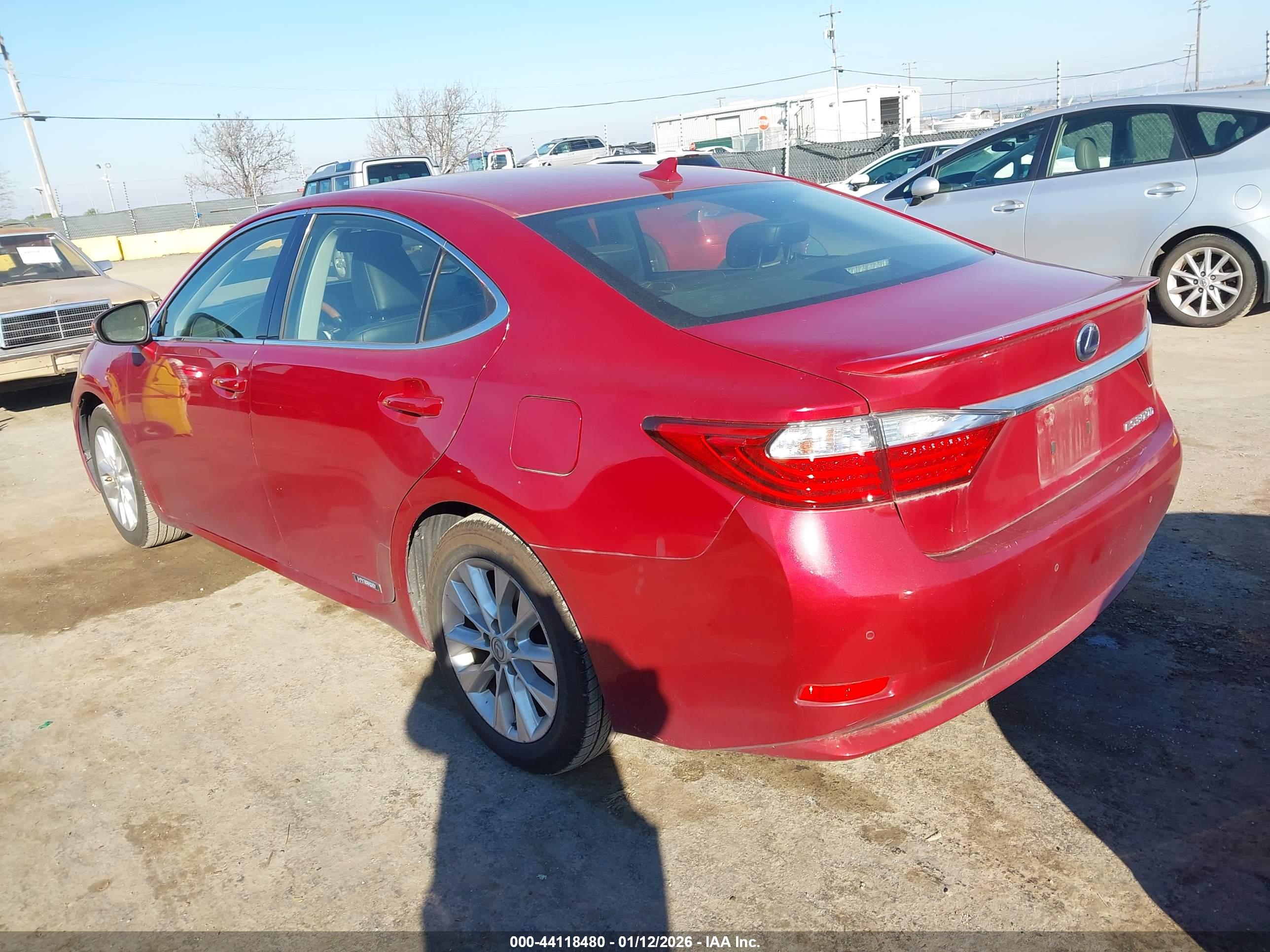 LEXUS ES image 3