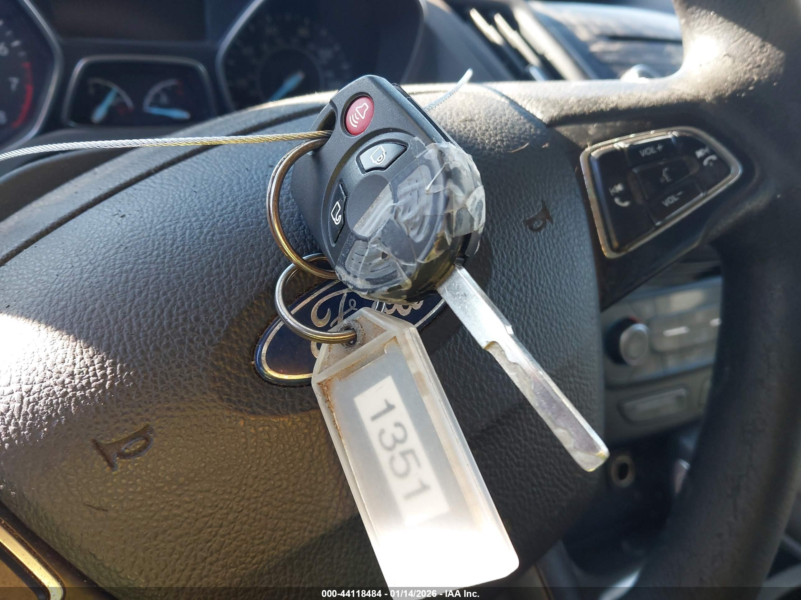 FORD ESCAPE image 11