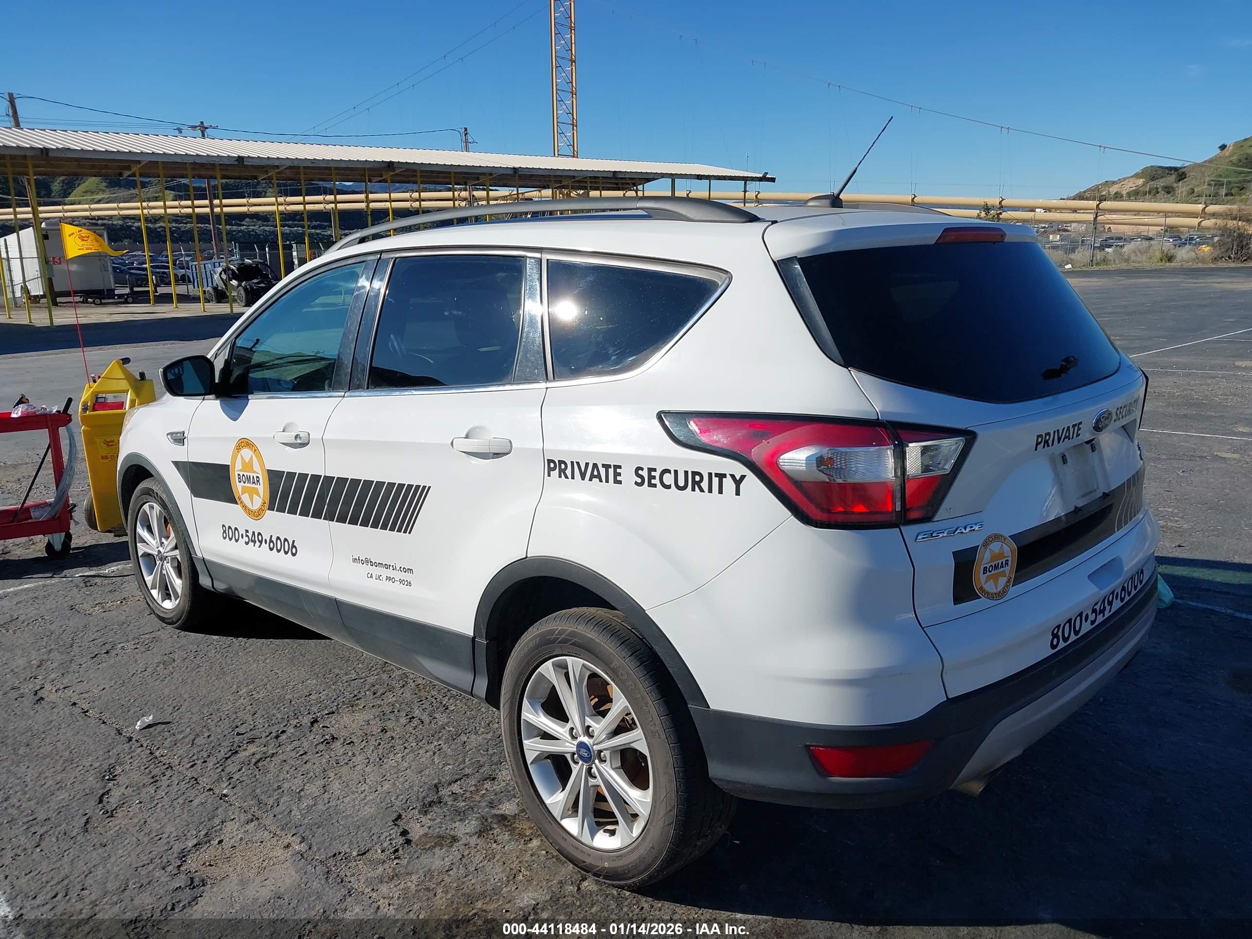 FORD ESCAPE image 3
