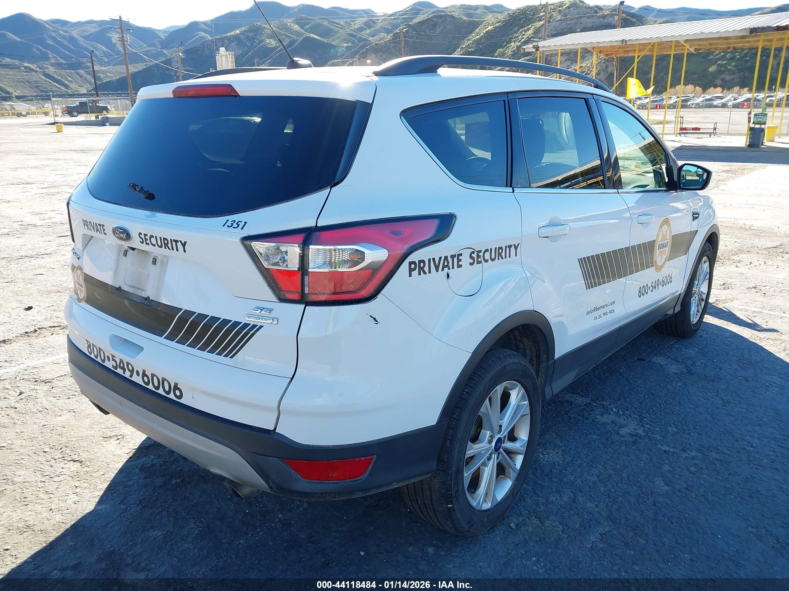 FORD ESCAPE image 4