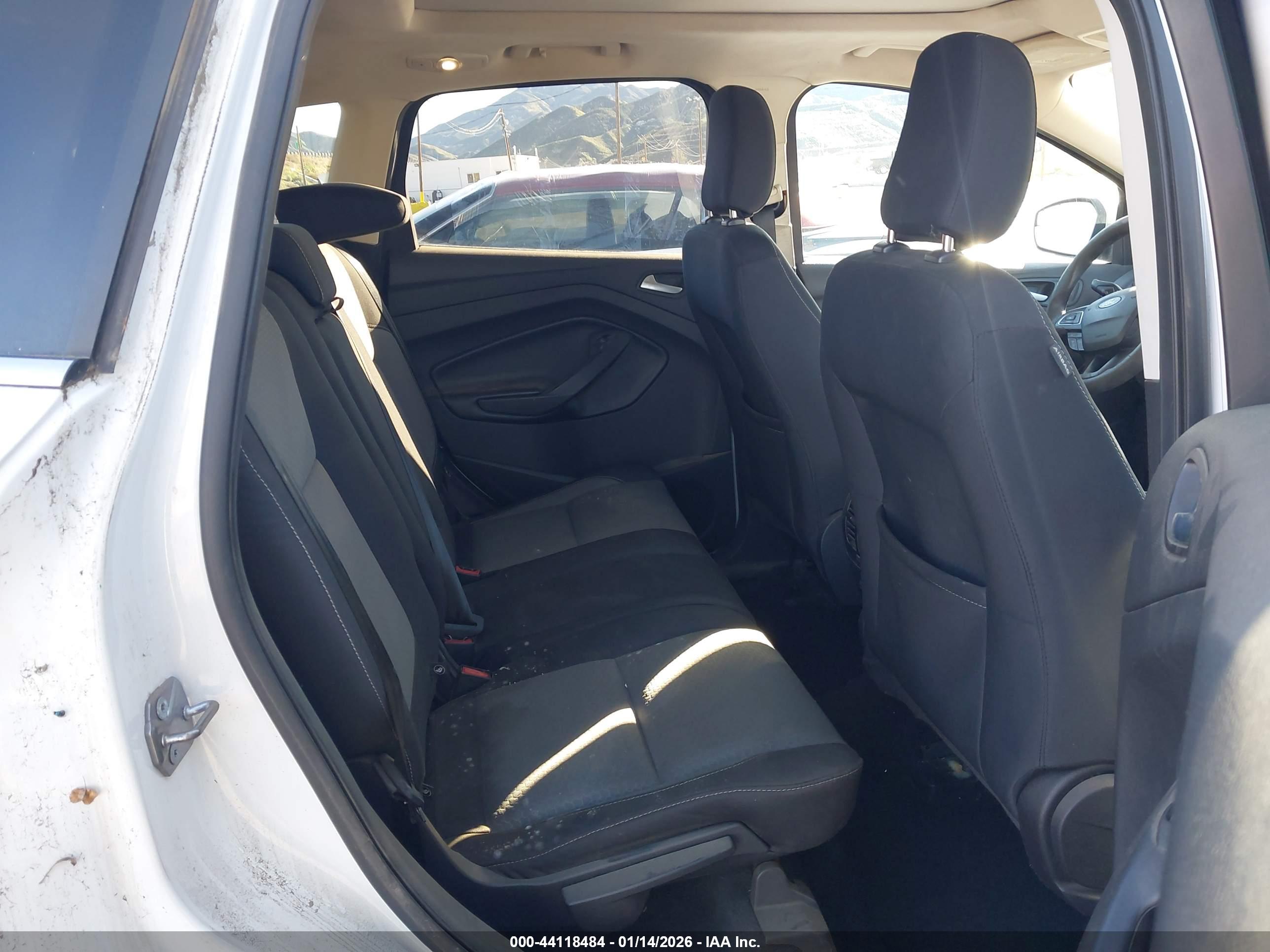 FORD ESCAPE image 8