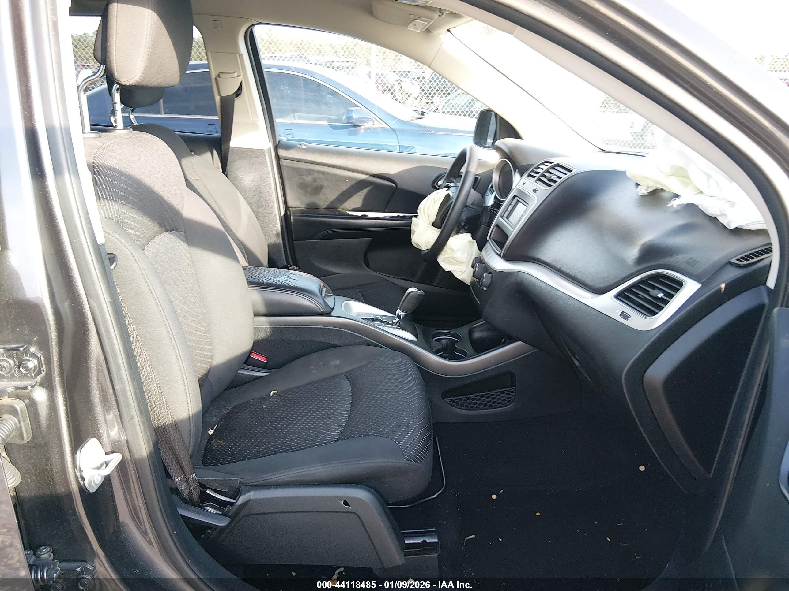 DODGE JOURNEY image 5