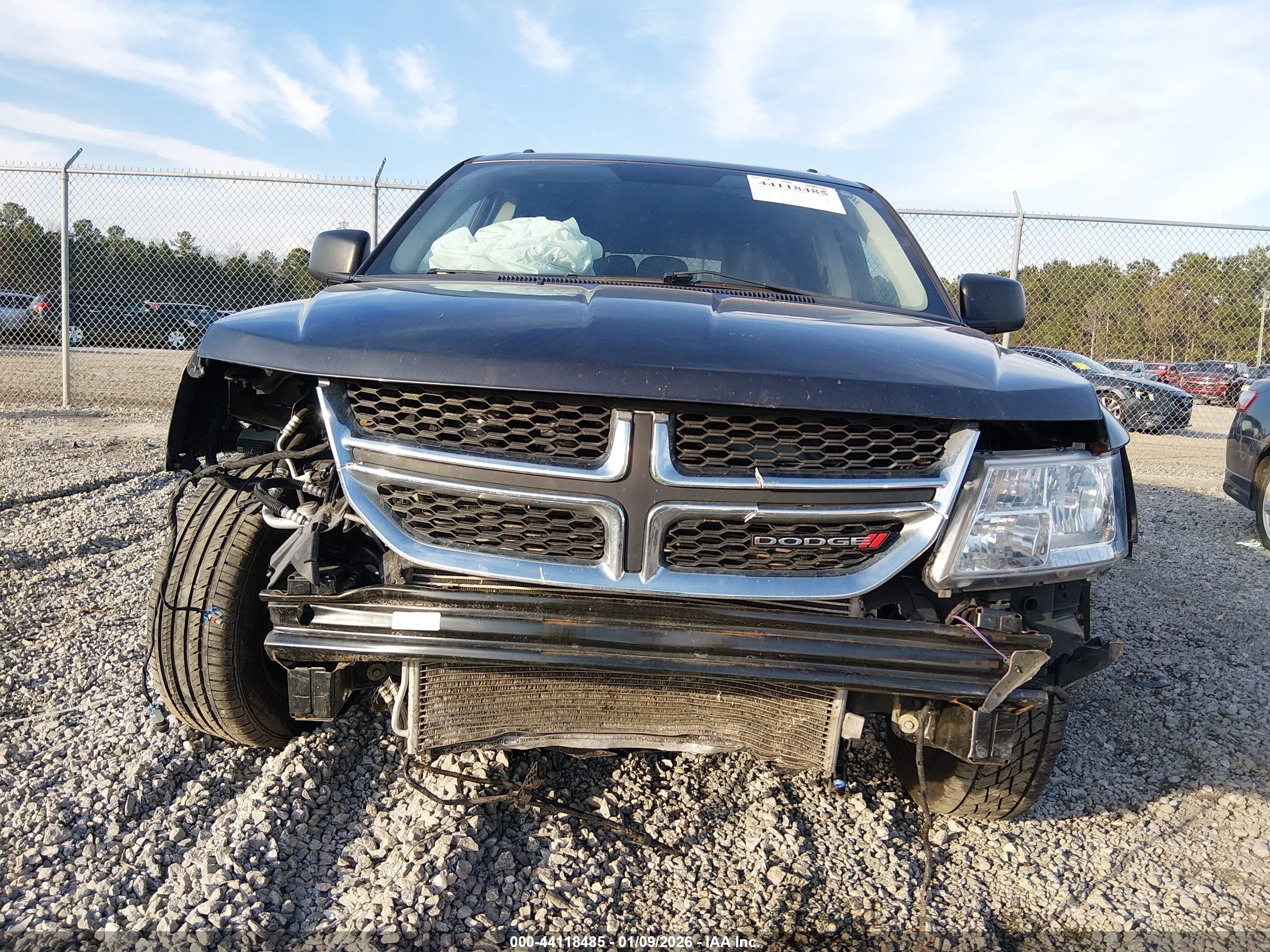 DODGE JOURNEY image 6