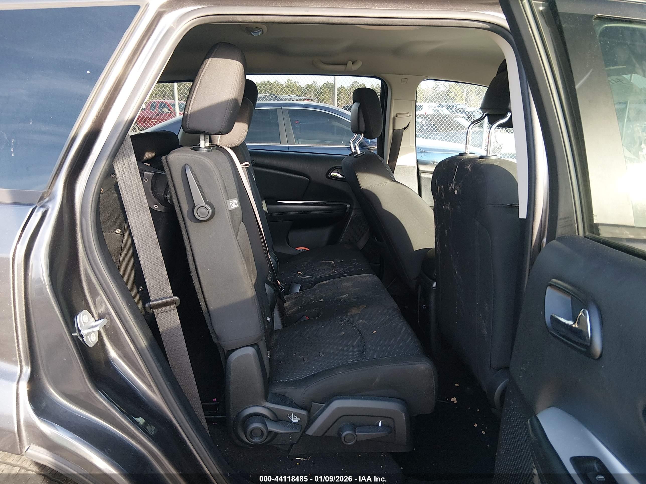 DODGE JOURNEY image 8
