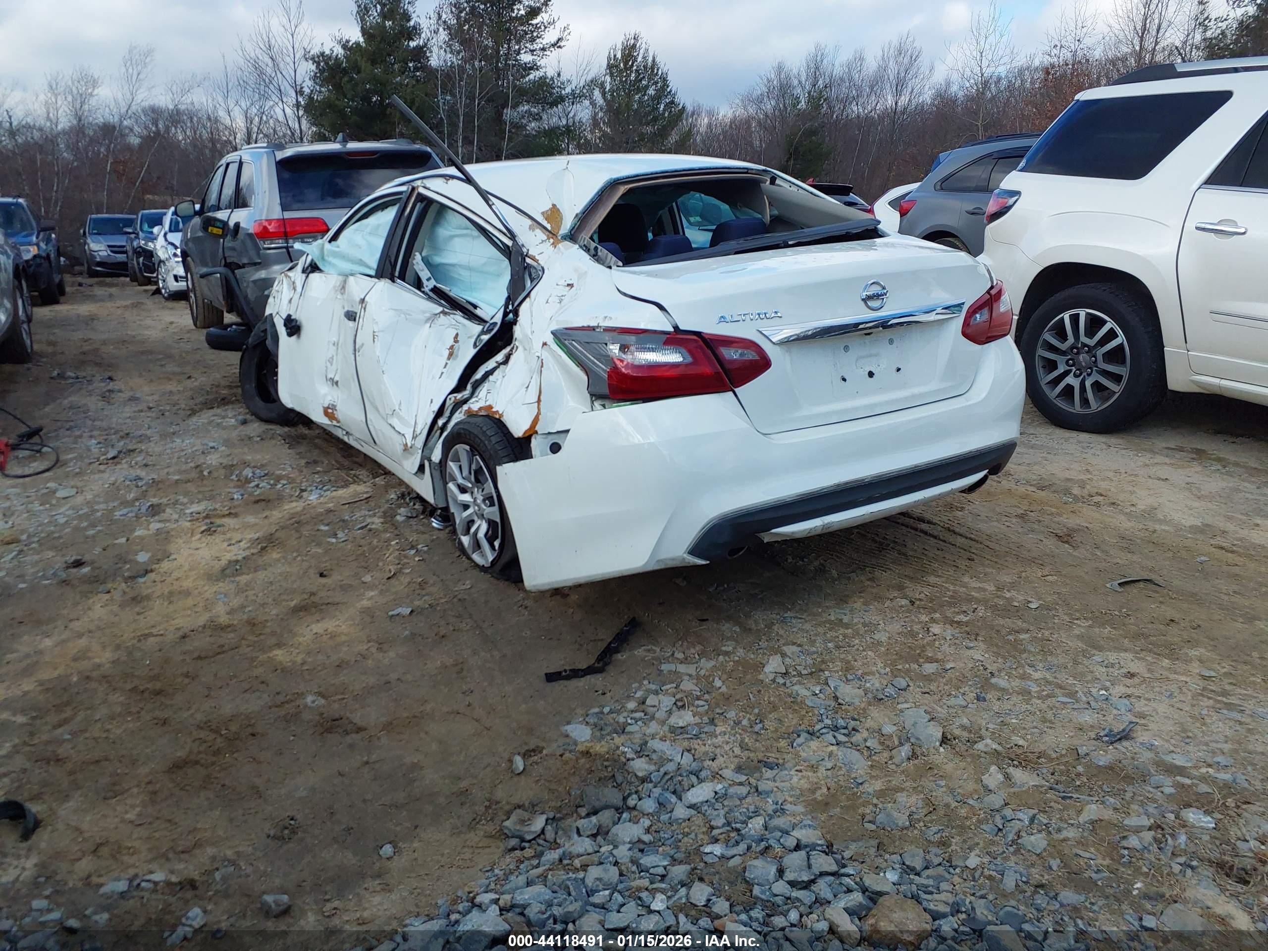 NISSAN ALTIMA image 3