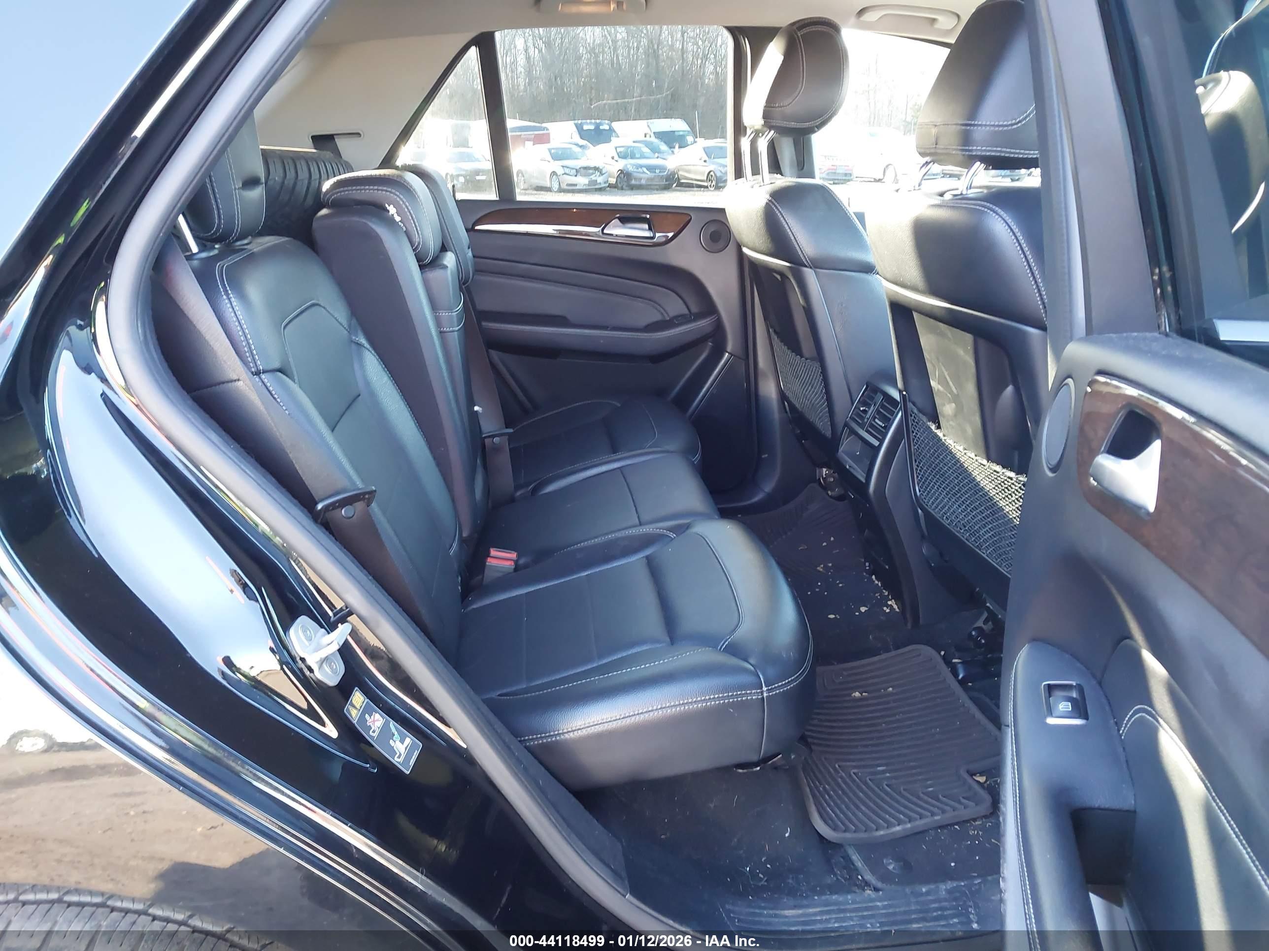MERCEDES-BENZ ML image 8