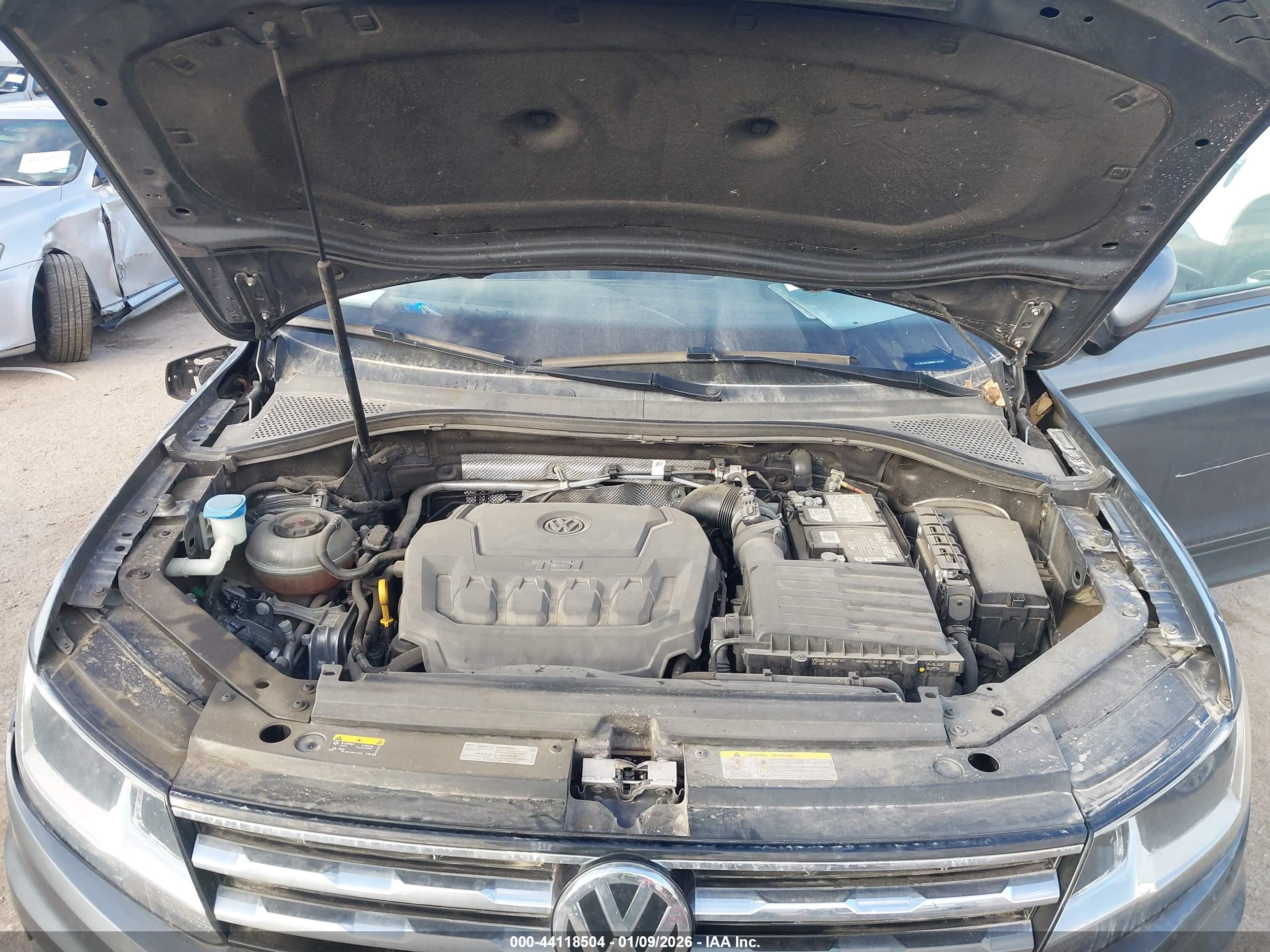 VOLKSWAGEN TIGUAN image 10