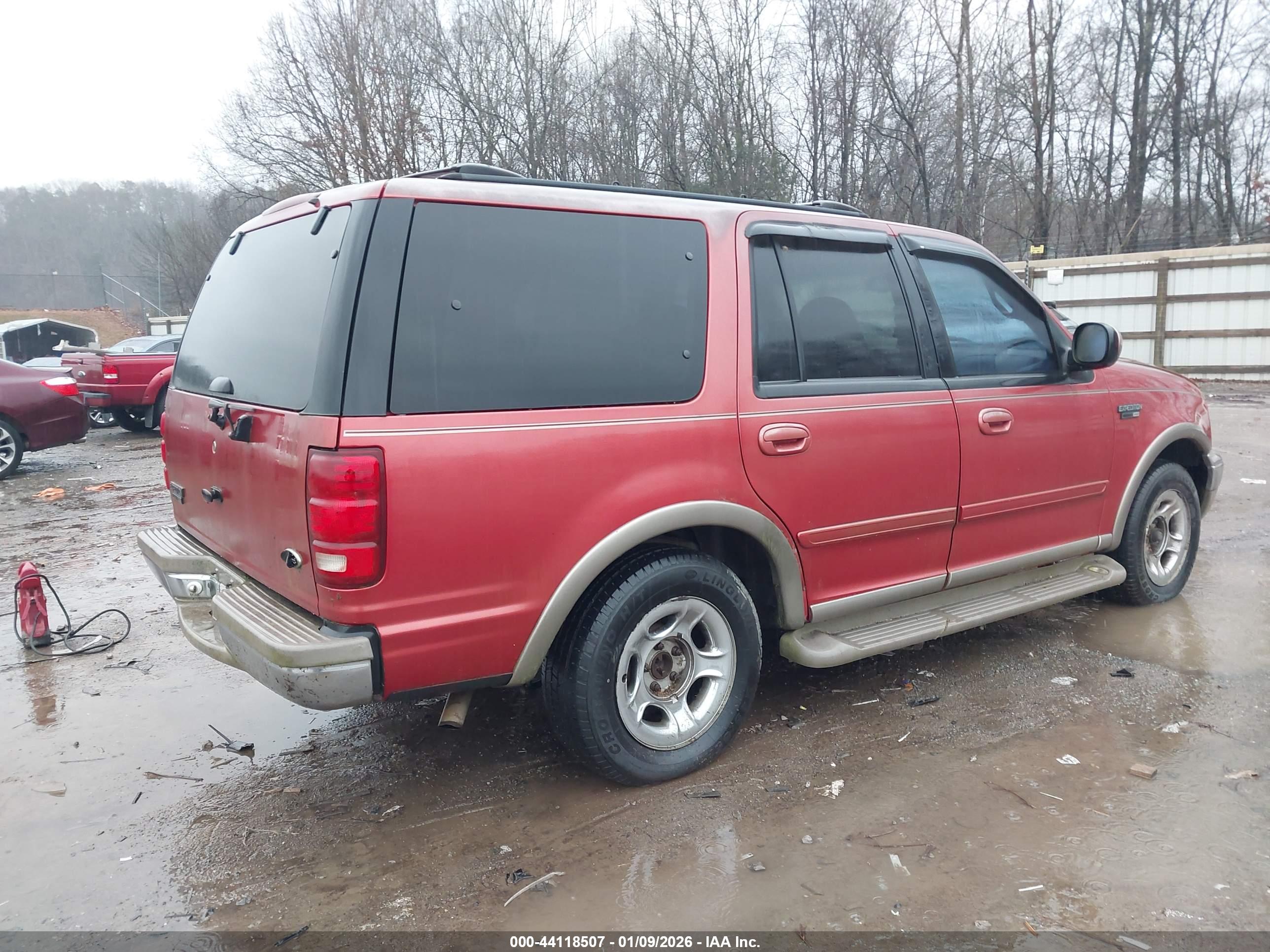 FORD EXPEDITION image 4