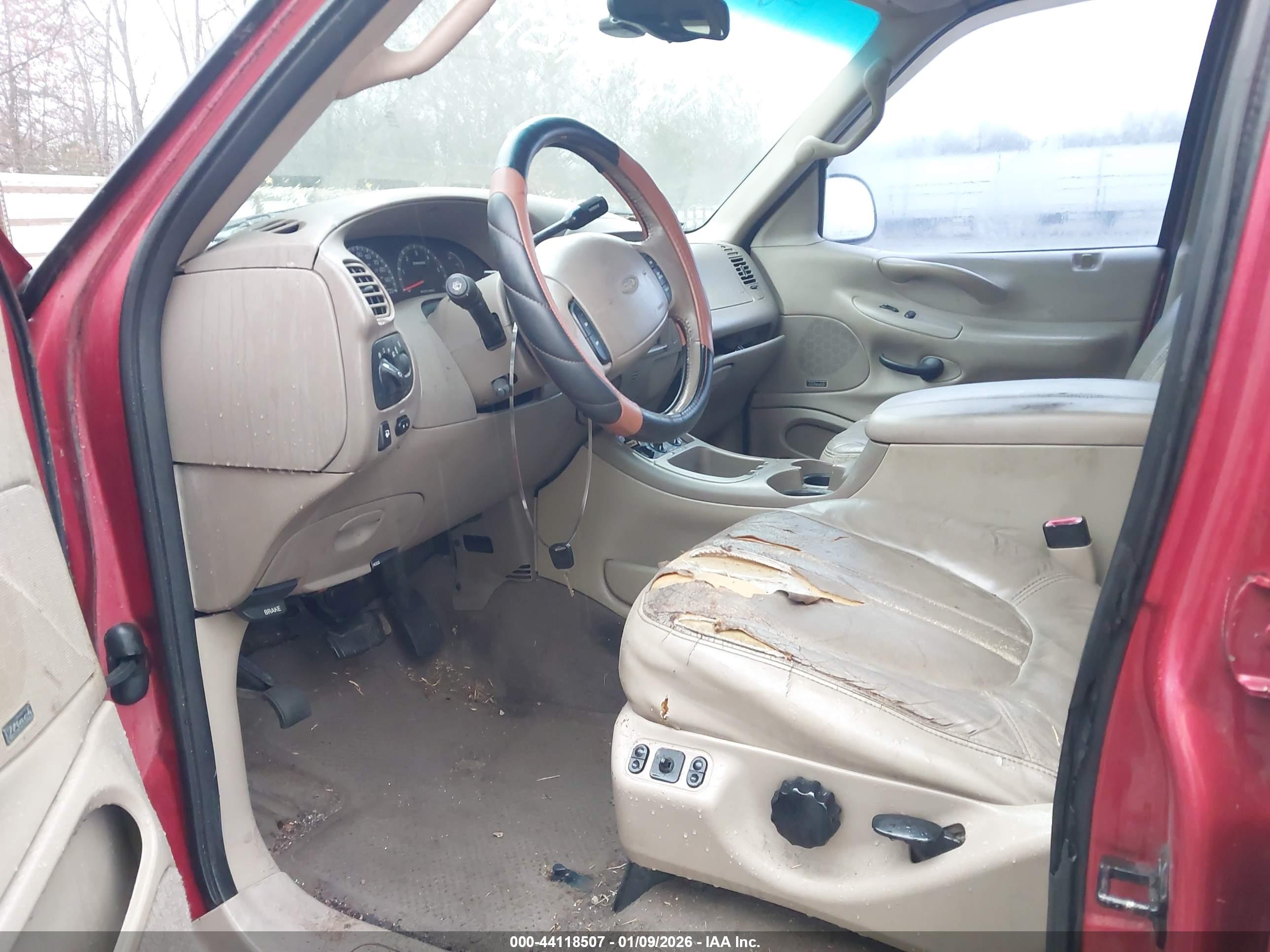 FORD EXPEDITION image 5