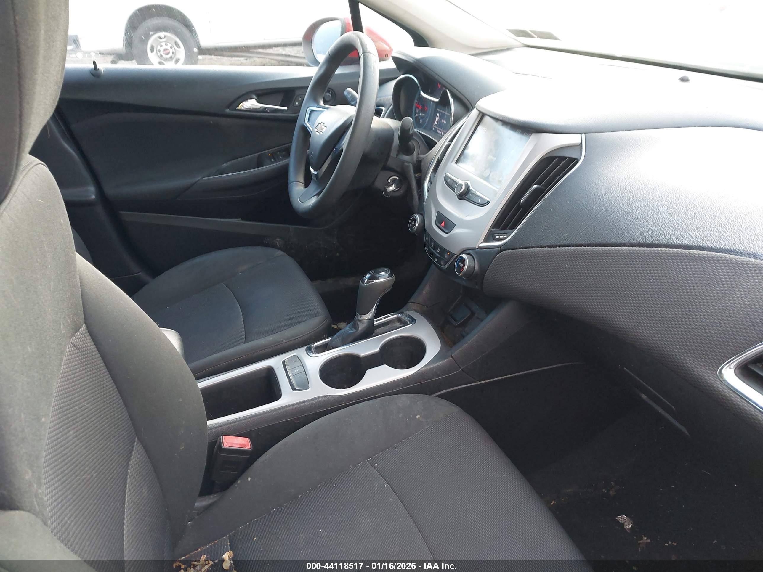 CHEVROLET CRUZE image 5