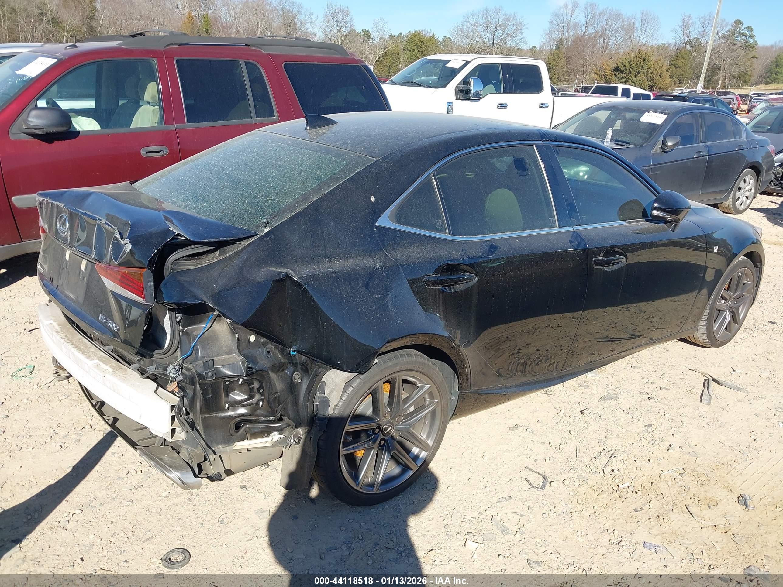 LEXUS IS image 4