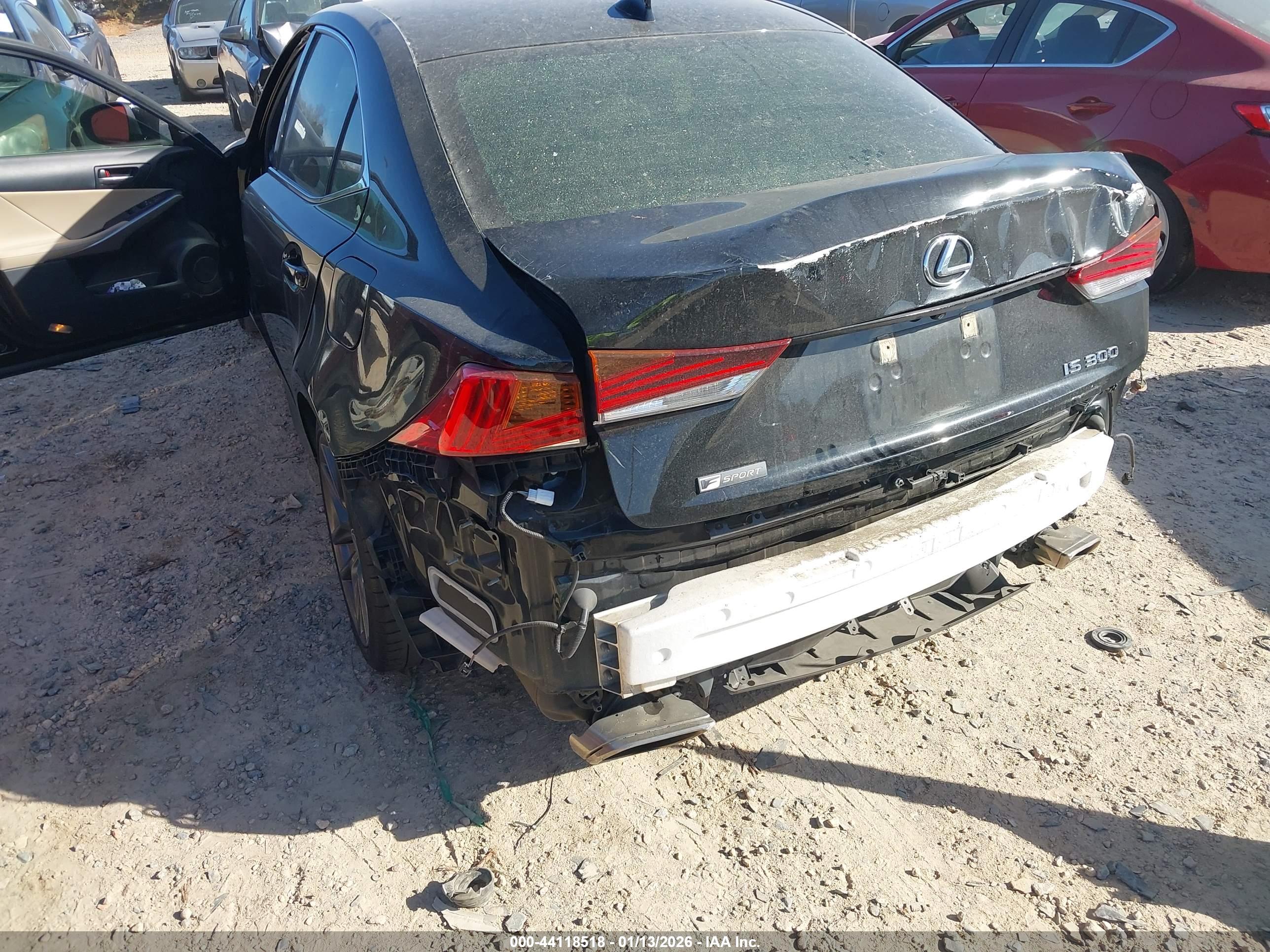 LEXUS IS image 6