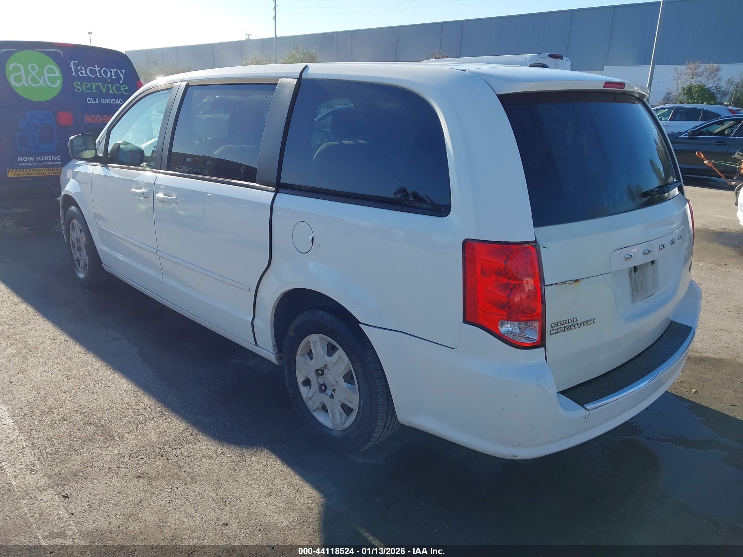 DODGE GRAND image 3