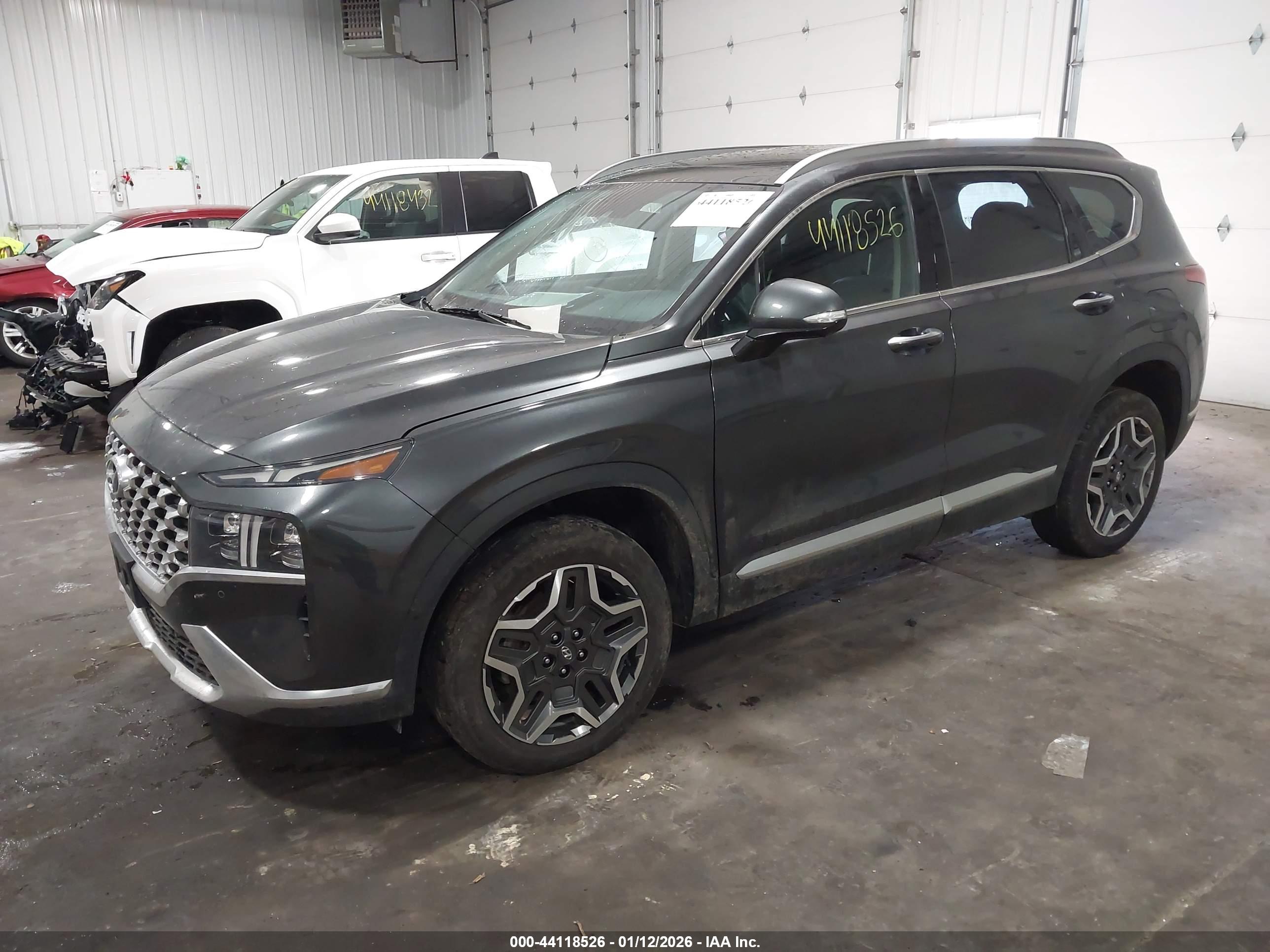 HYUNDAI SANTA image 2