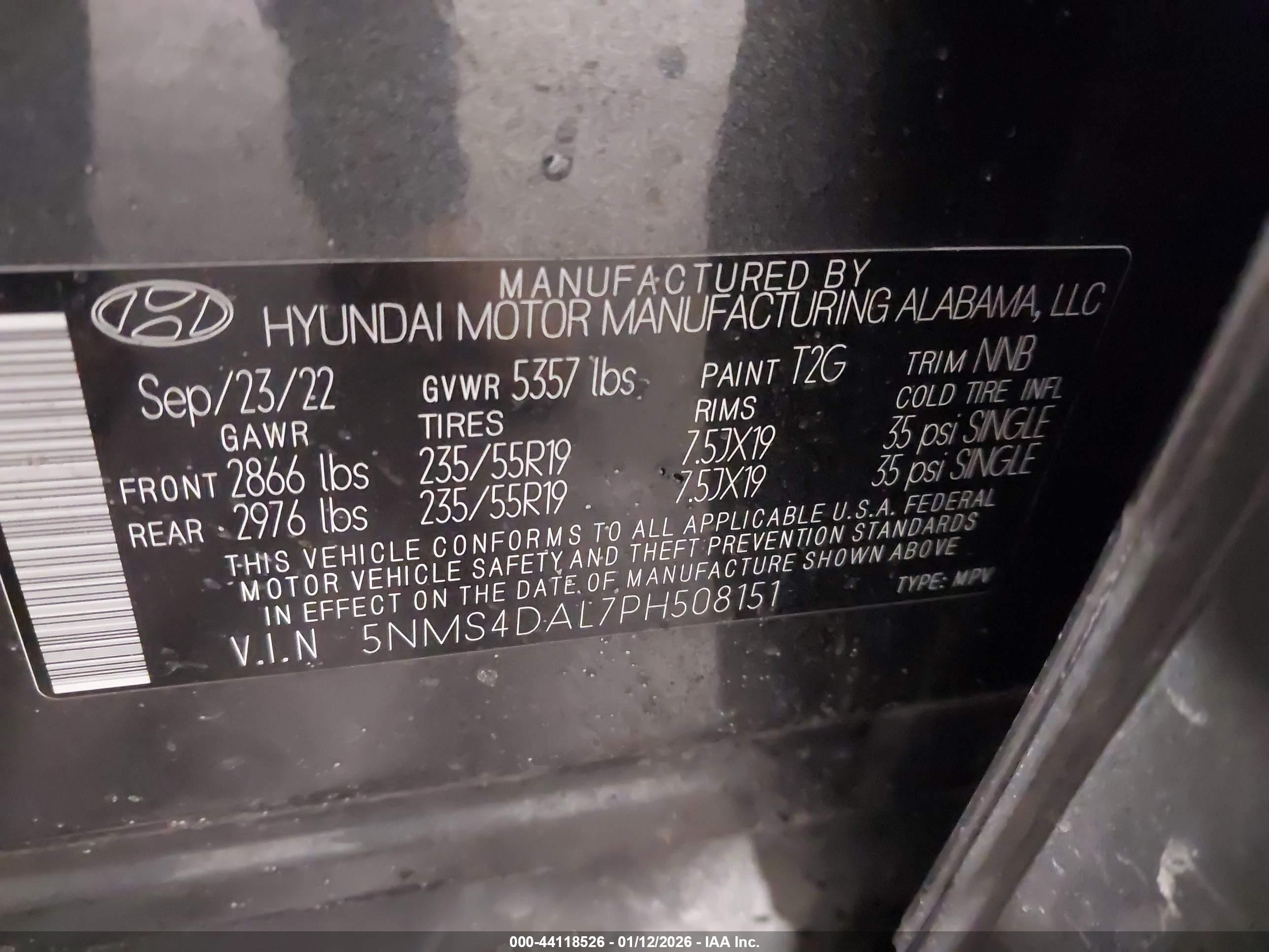 HYUNDAI SANTA image 9