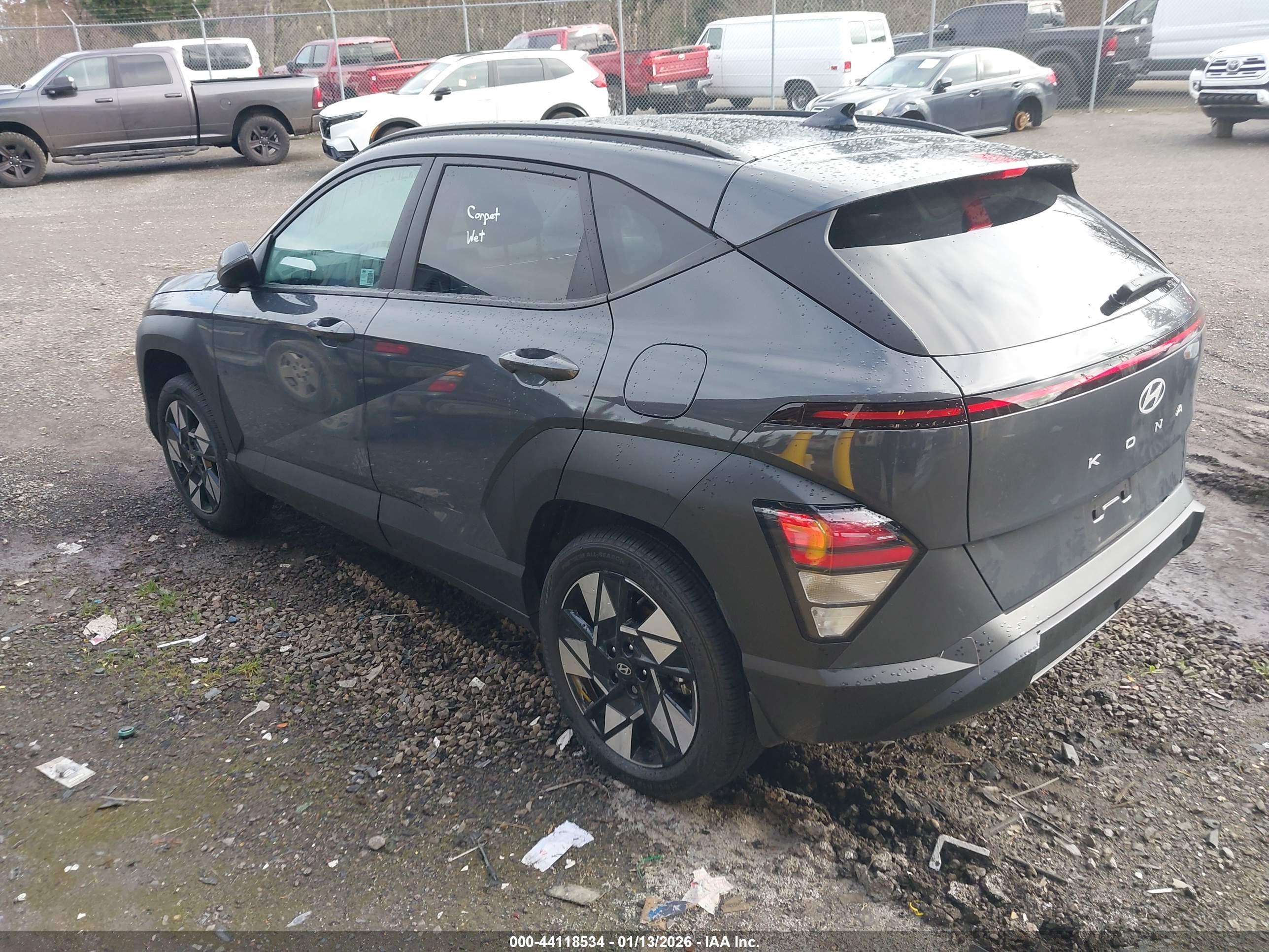 HYUNDAI KONA image 3
