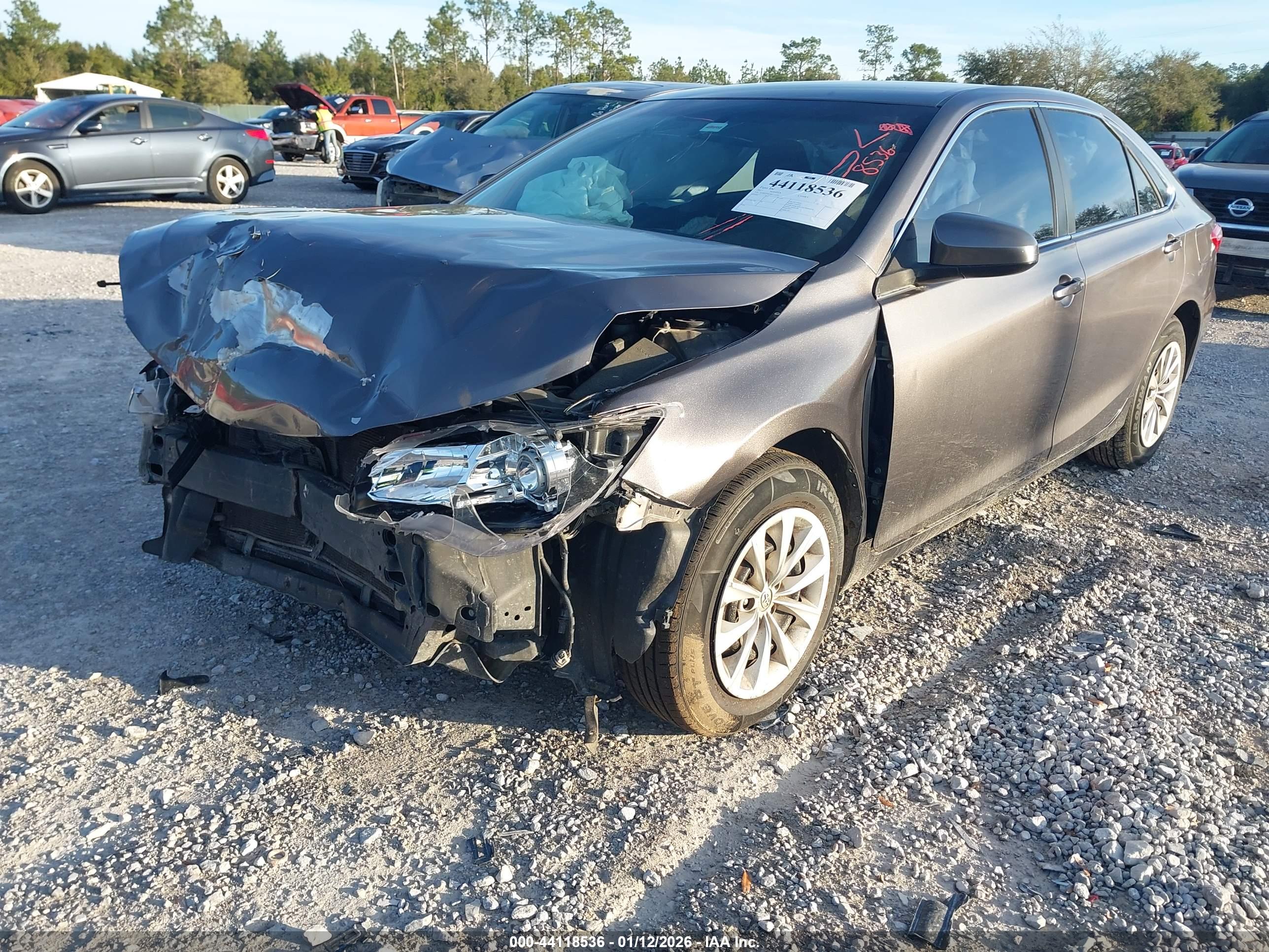 TOYOTA CAMRY image 6