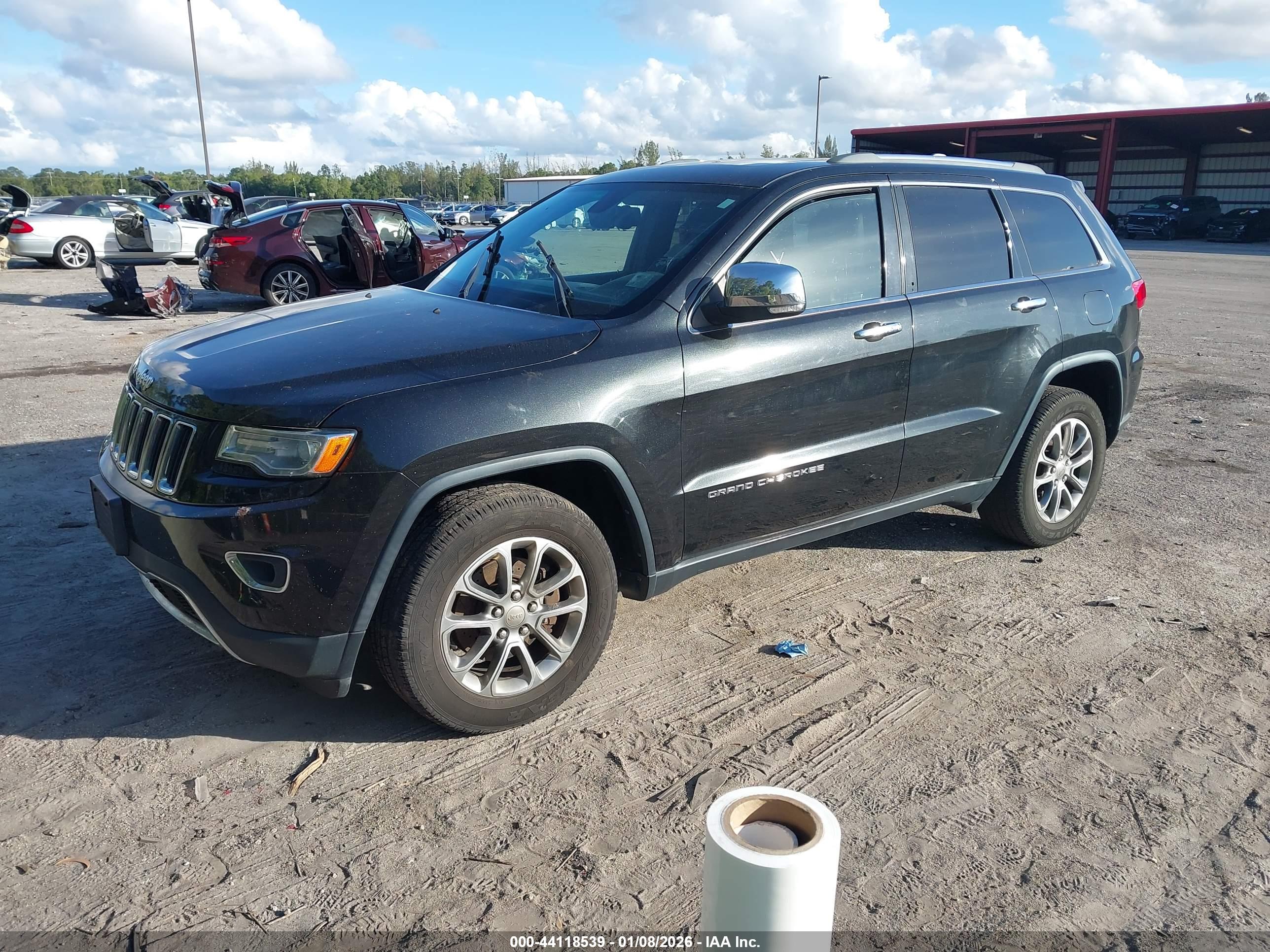 JEEP GRAND image 2