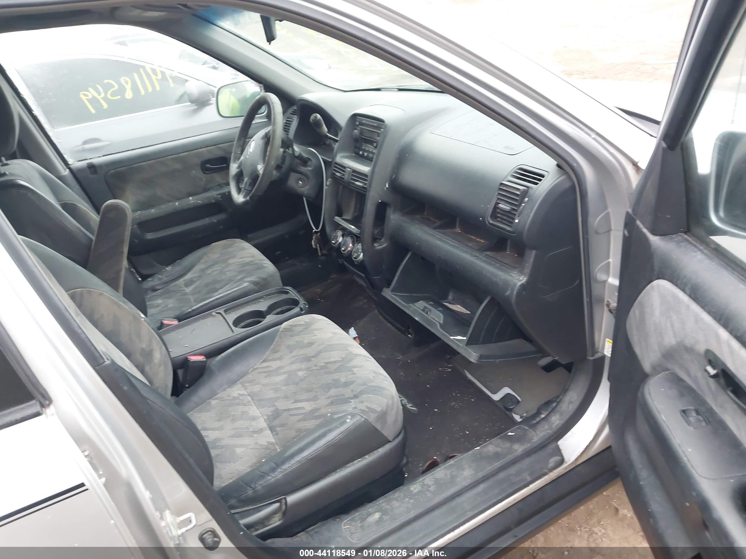 HONDA CR-V image 5