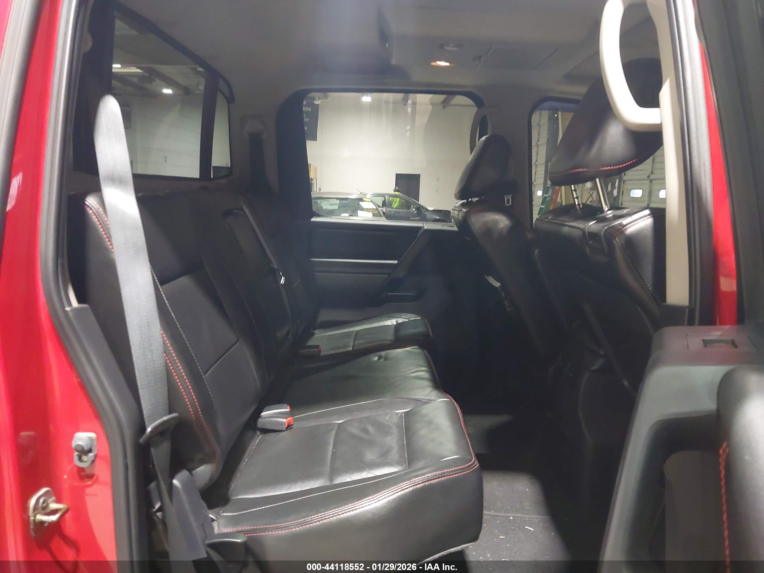 NISSAN TITAN image 8