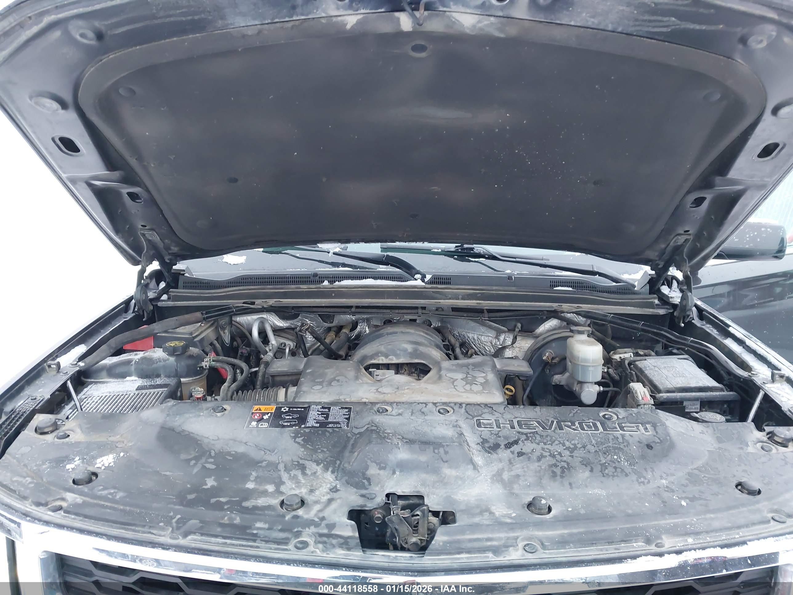 CHEVROLET TAHOE image 10