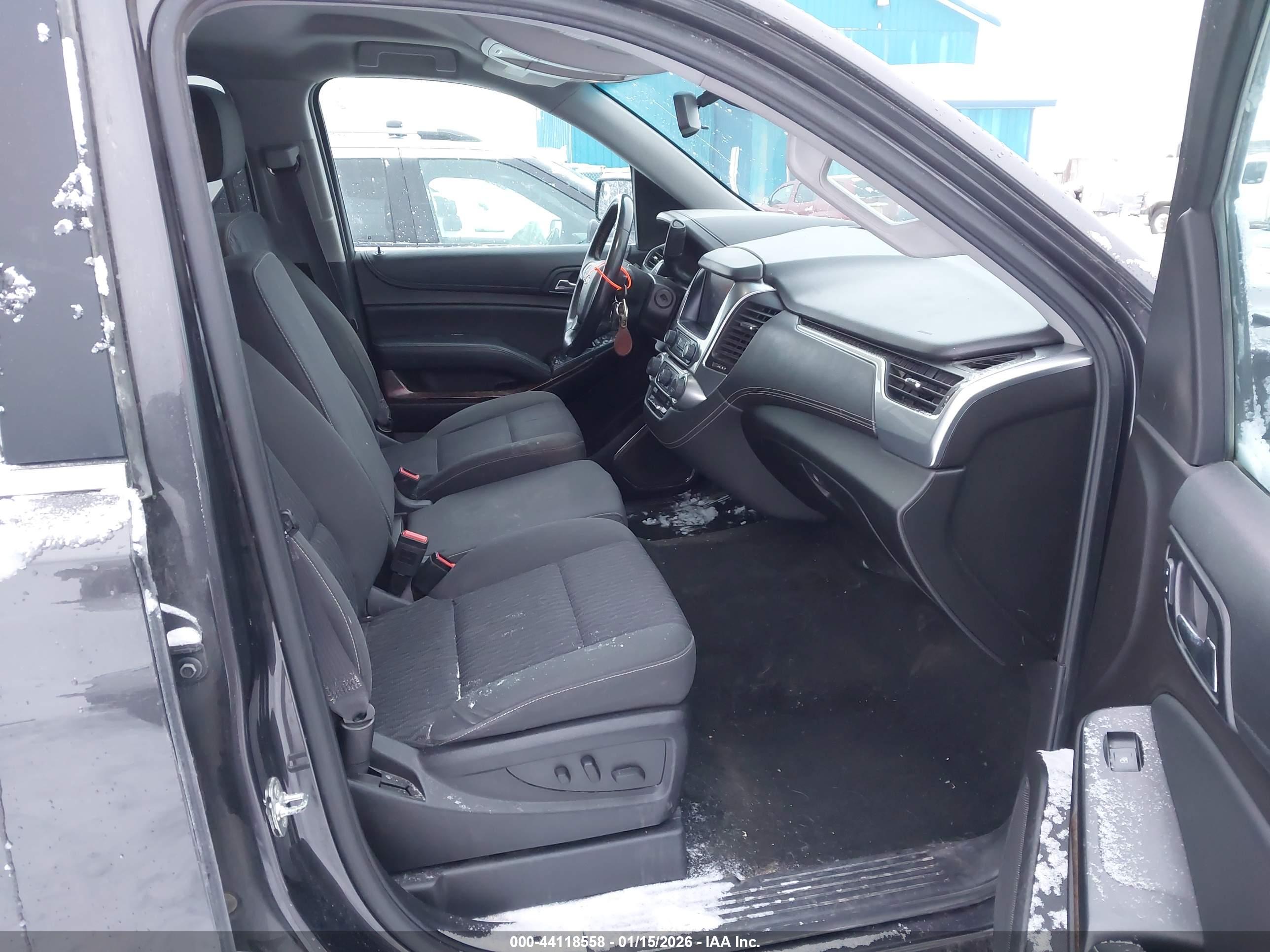 CHEVROLET TAHOE image 5