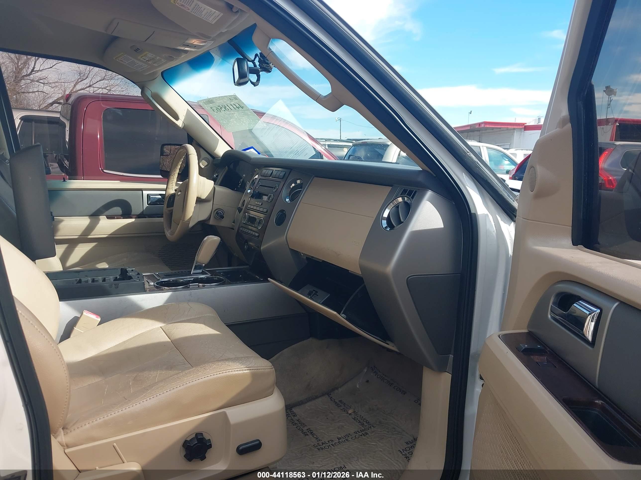FORD EXPEDITION image 5