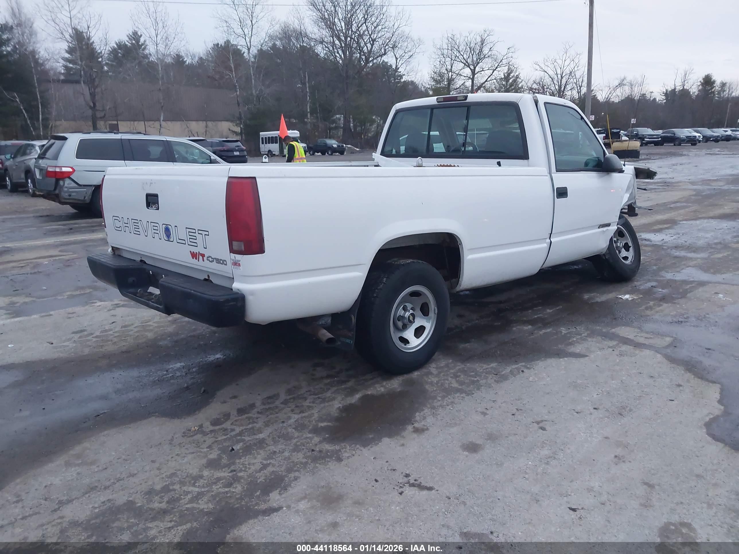 CHEVROLET GMT-400 image 4