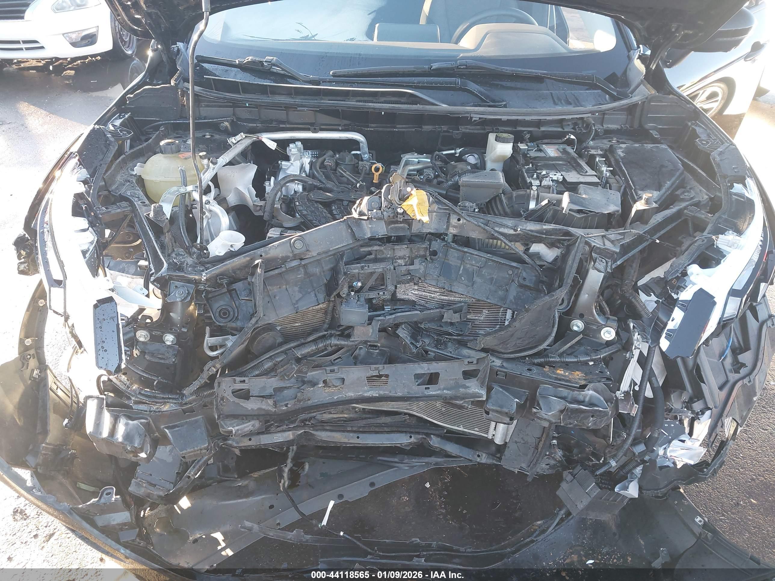NISSAN ROGUE image 10