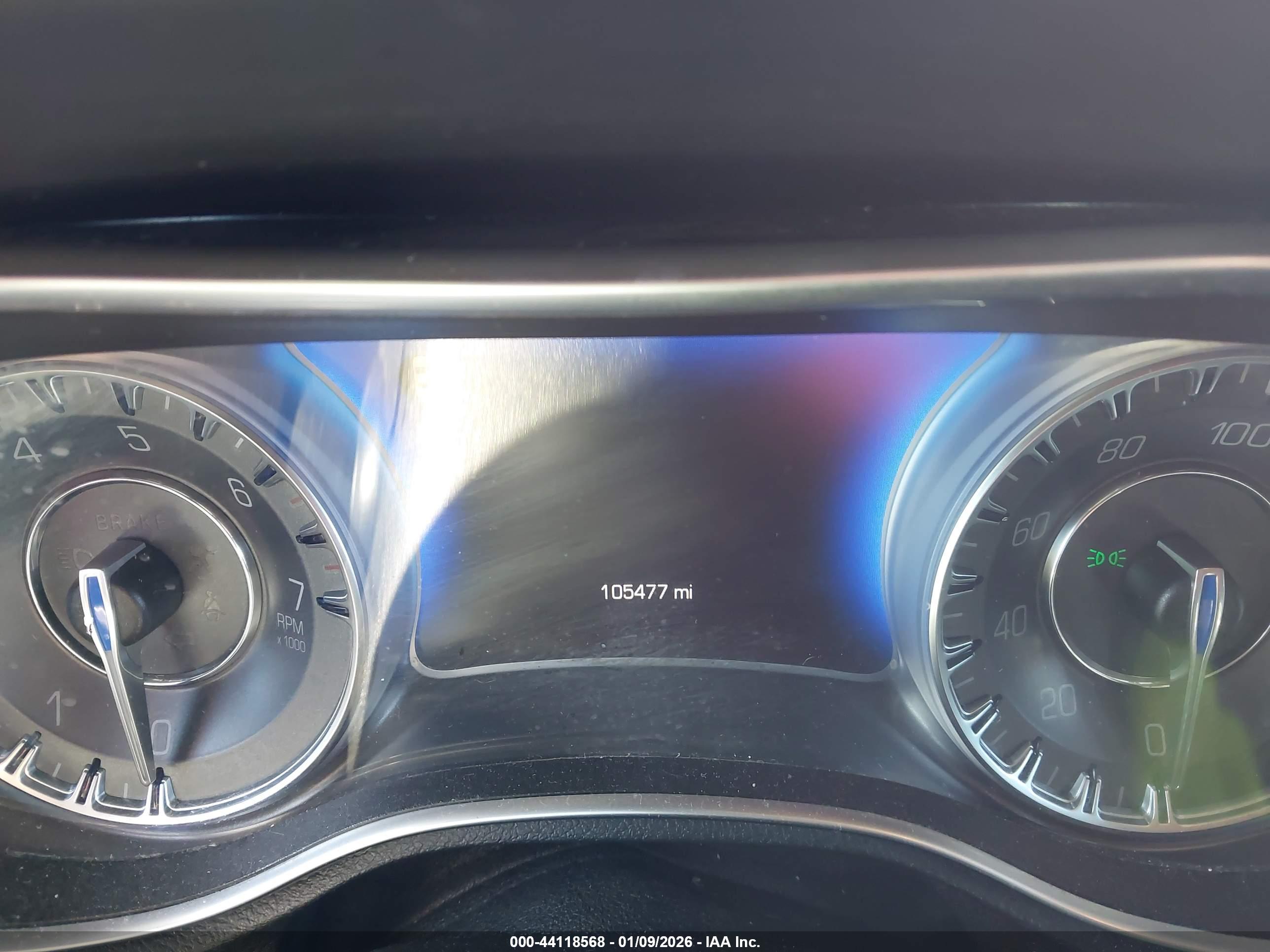 CHRYSLER 300 image 7