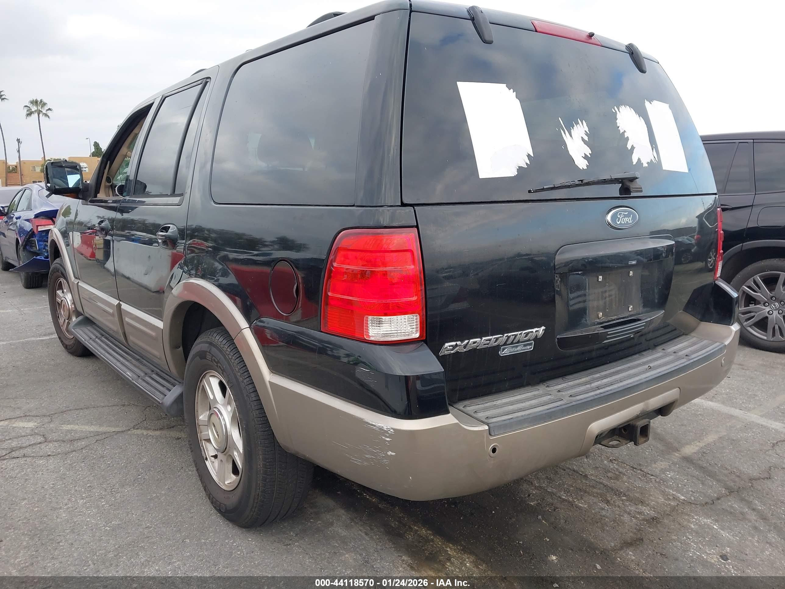 FORD EXPEDITION image 3
