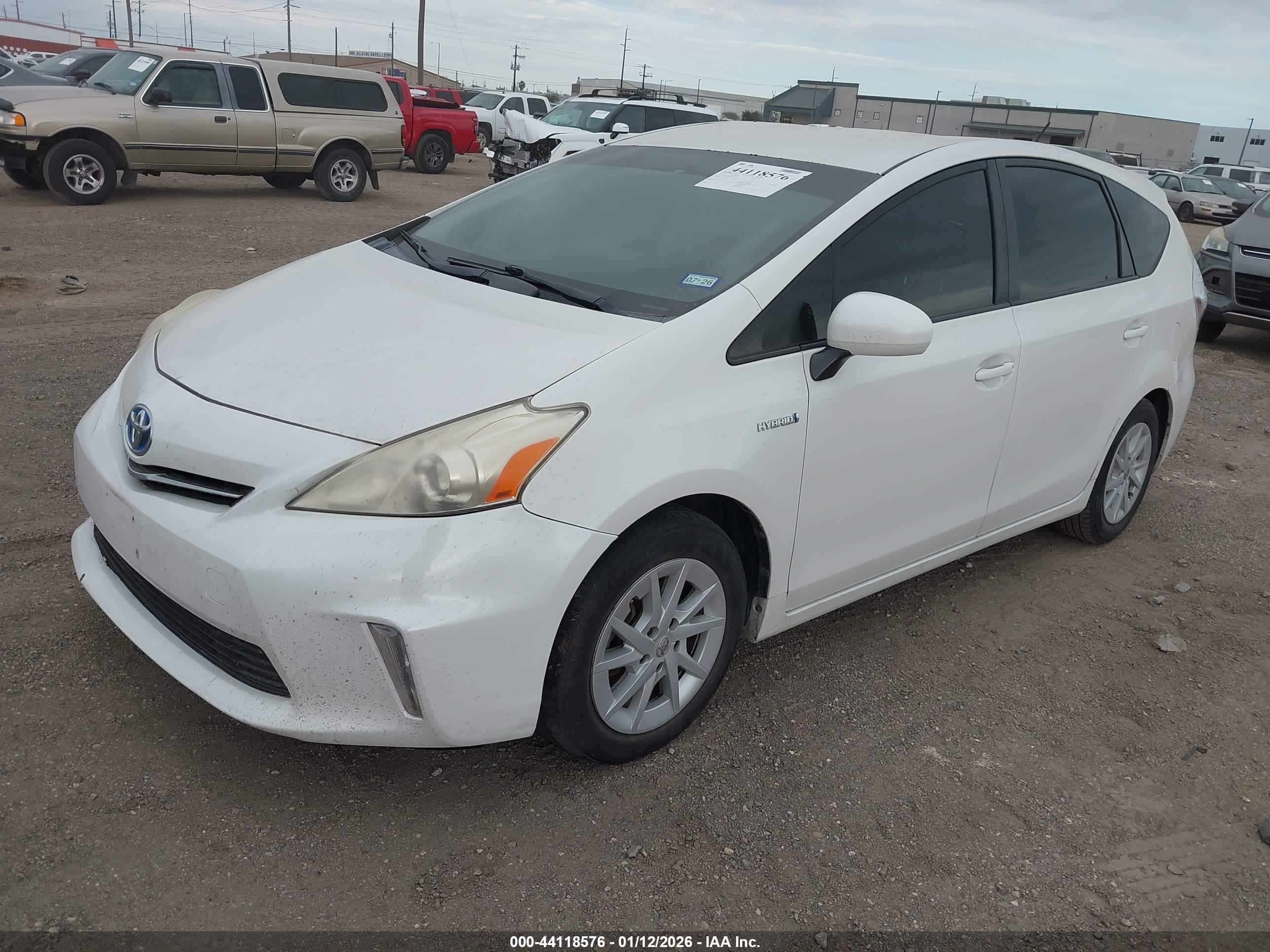 TOYOTA PRIUS image 2