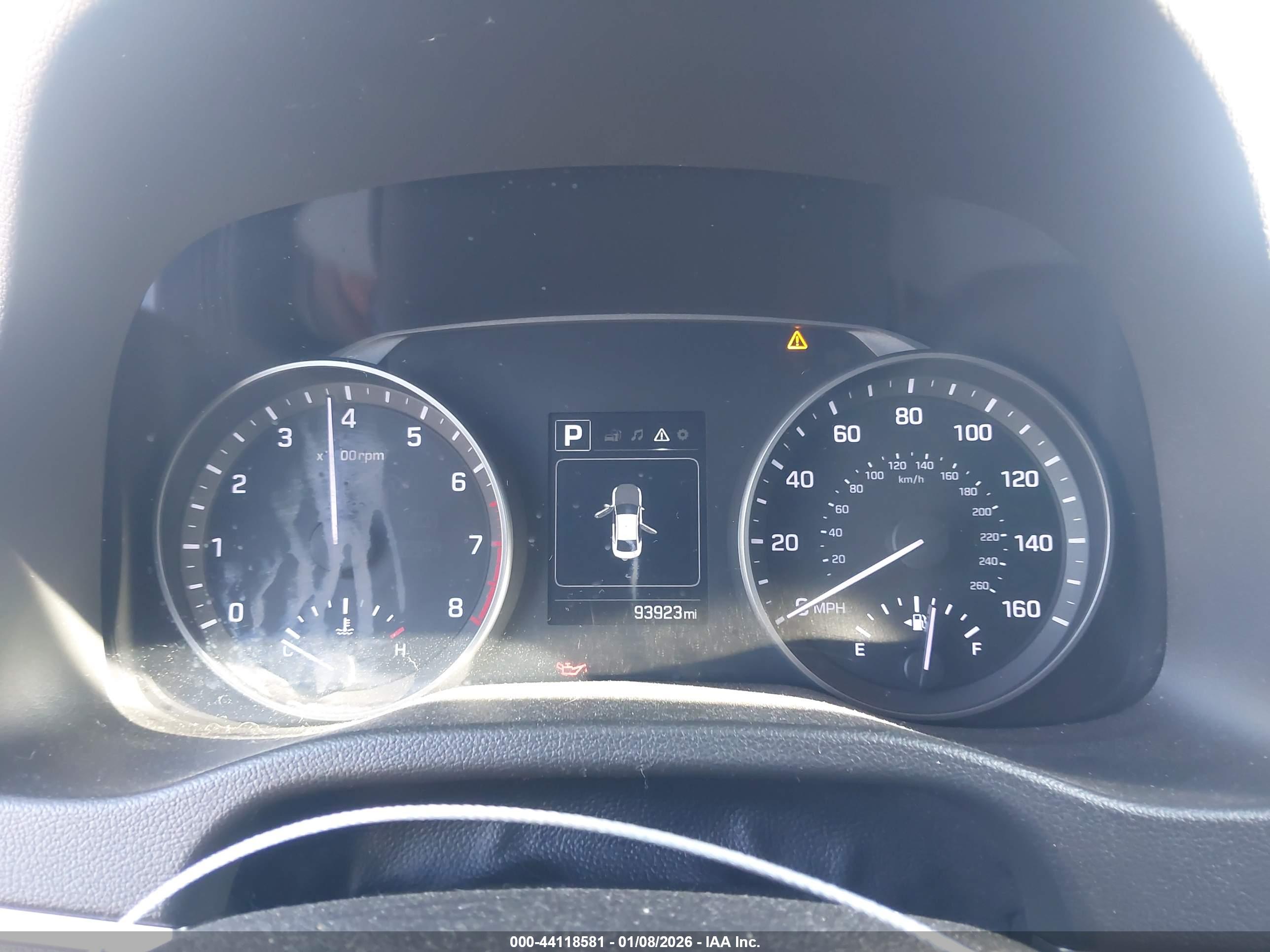 HYUNDAI ELANTRA image 7
