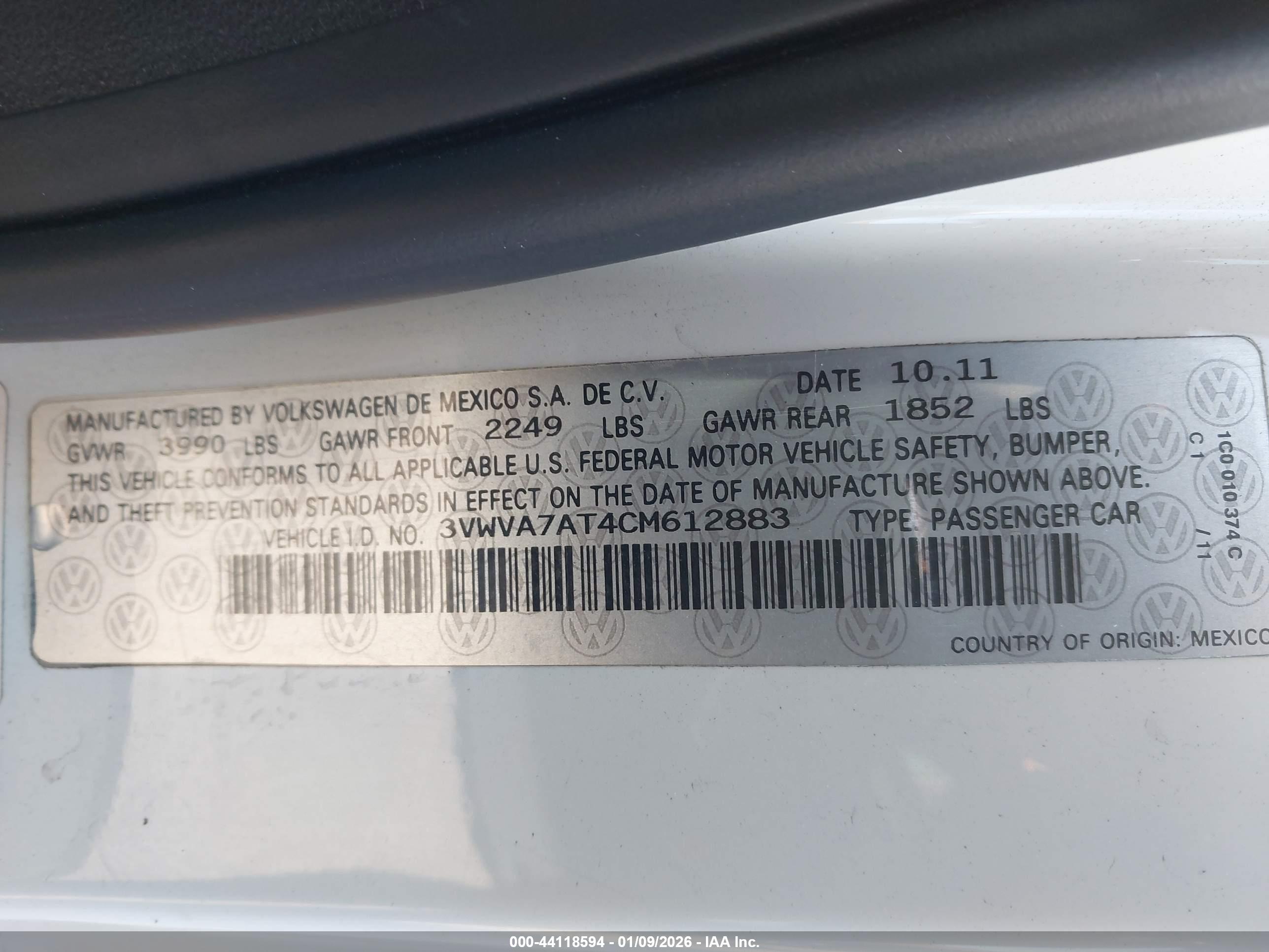 VOLKSWAGEN BEETLE image 9